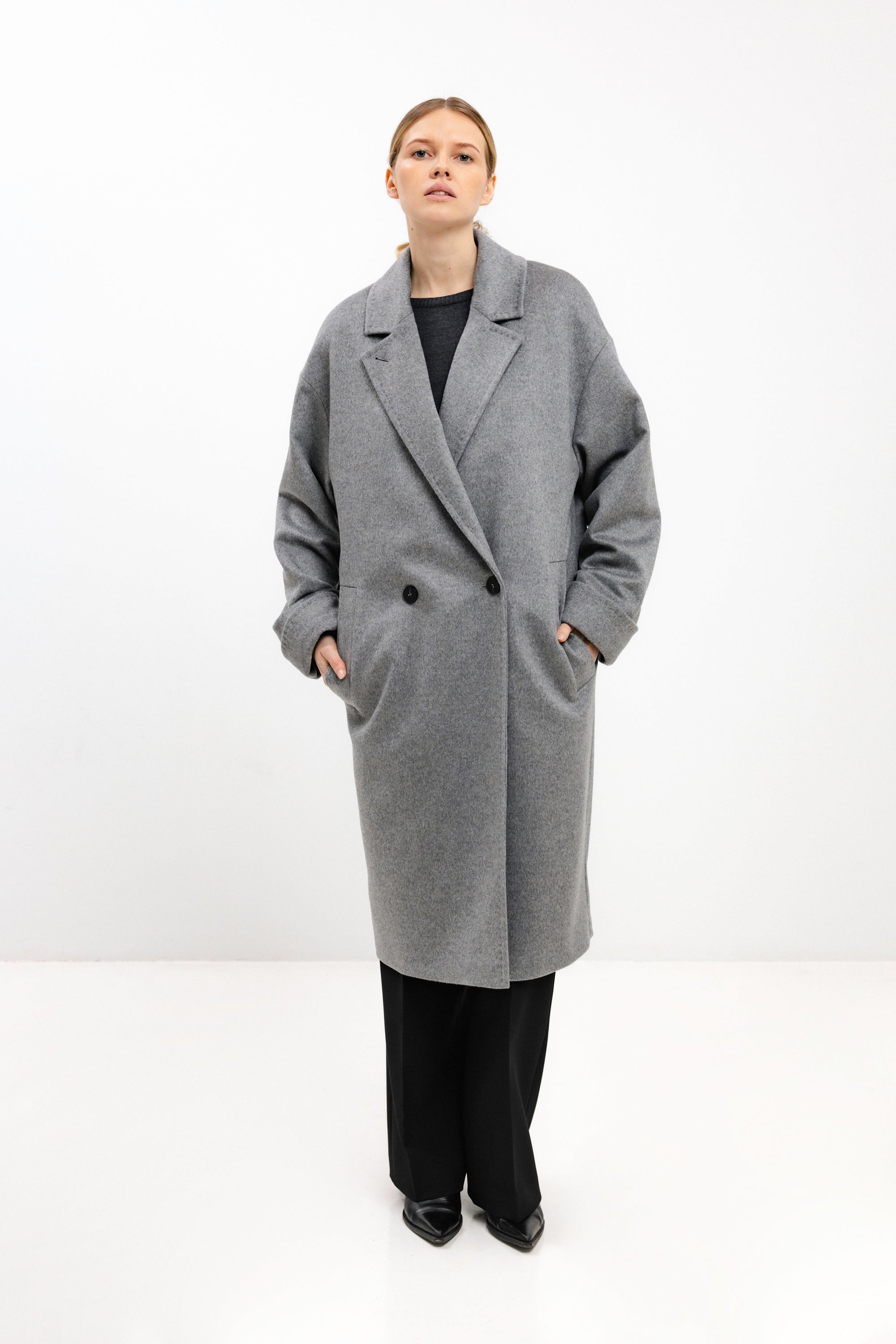 OVERSIZED DOUBLE-BREASTED WOOL COAT IN GREY