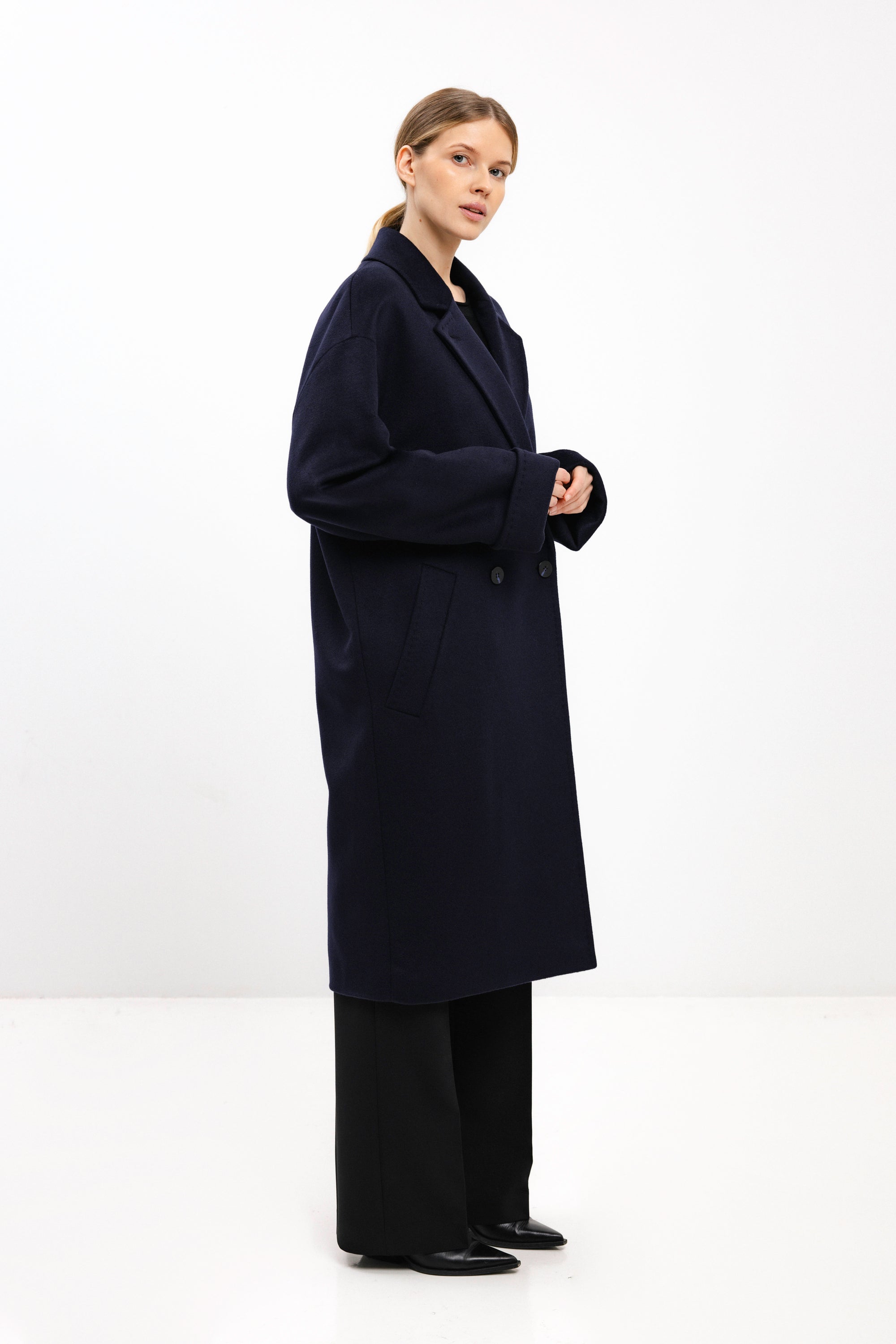 OVERSIZED DOUBLE-BREASTED WOOL COAT IN NAVY