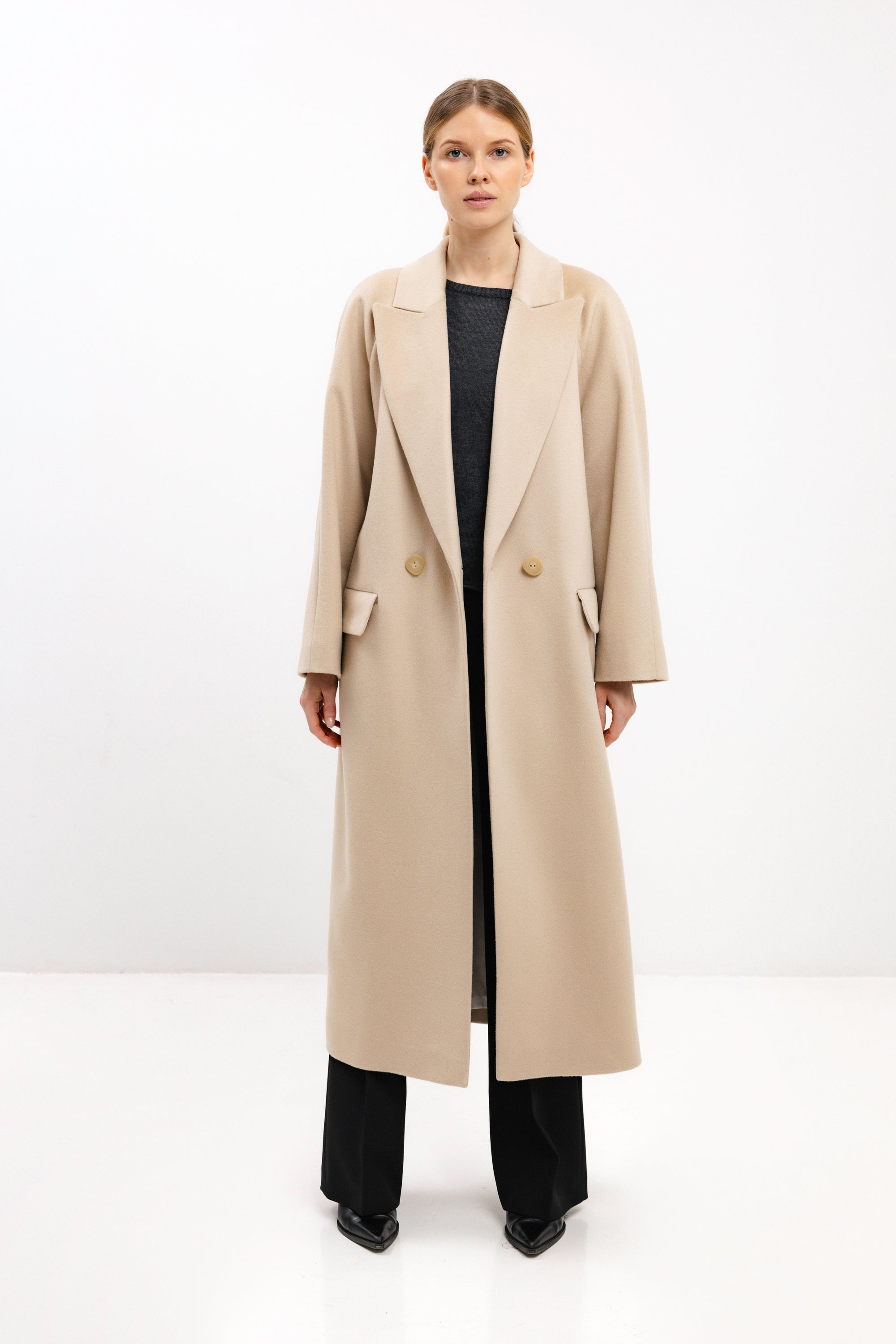 ILGAS DVIEILIS VILNOS PALTAS SU RAGLANO RANKOVĖMIS