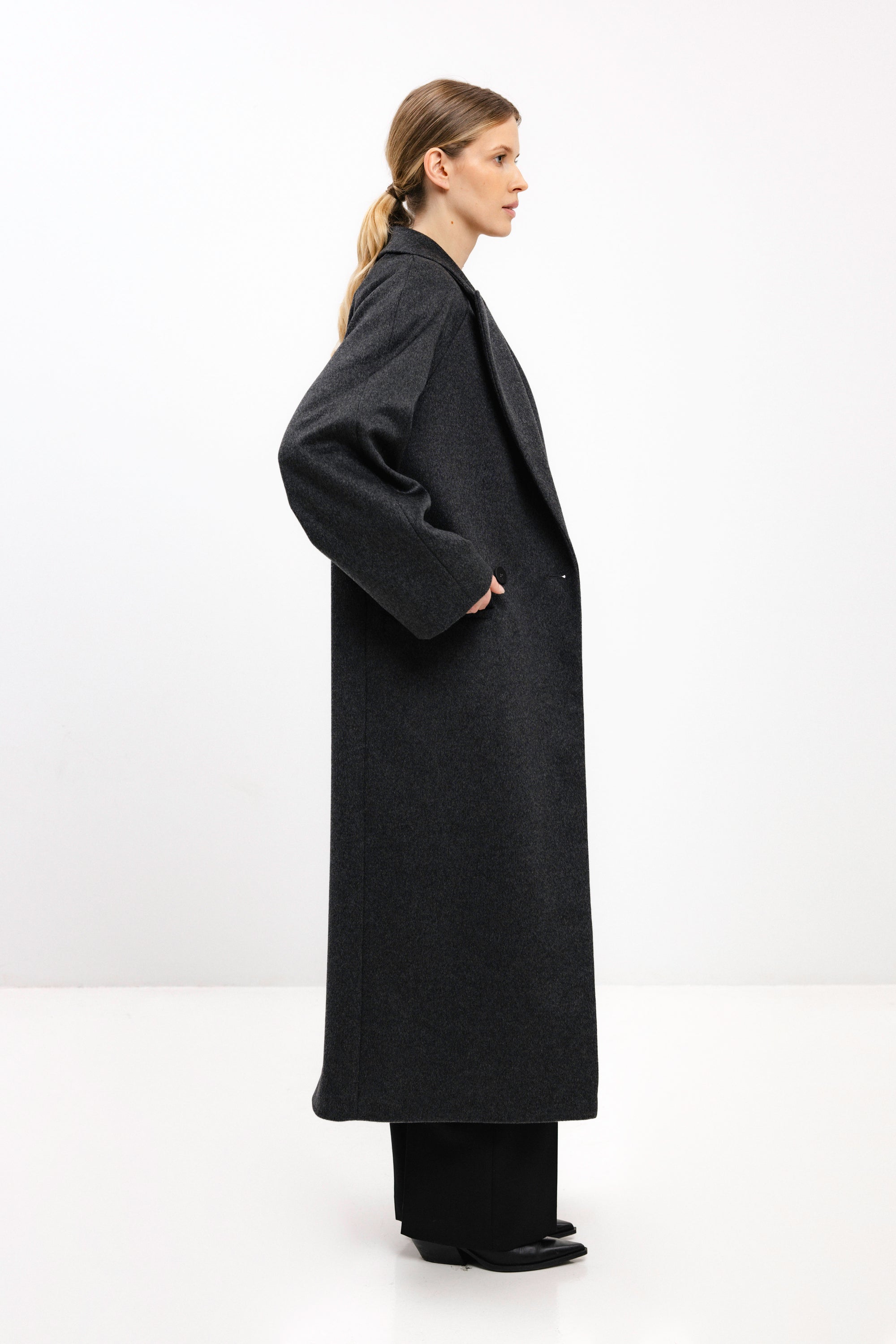 LONG DARK GREY WOOL COAT WITH RAGLAN SLEEVES