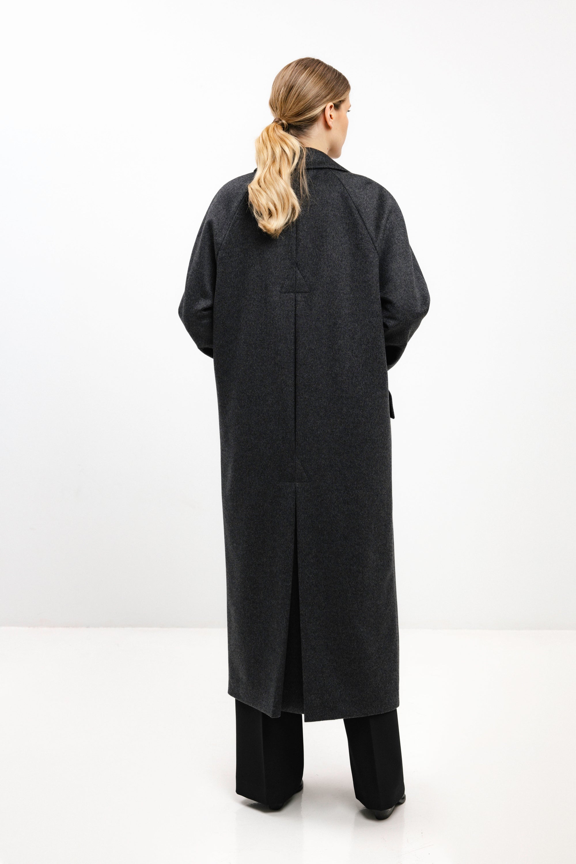 LONG DARK GREY WOOL COAT WITH RAGLAN SLEEVES