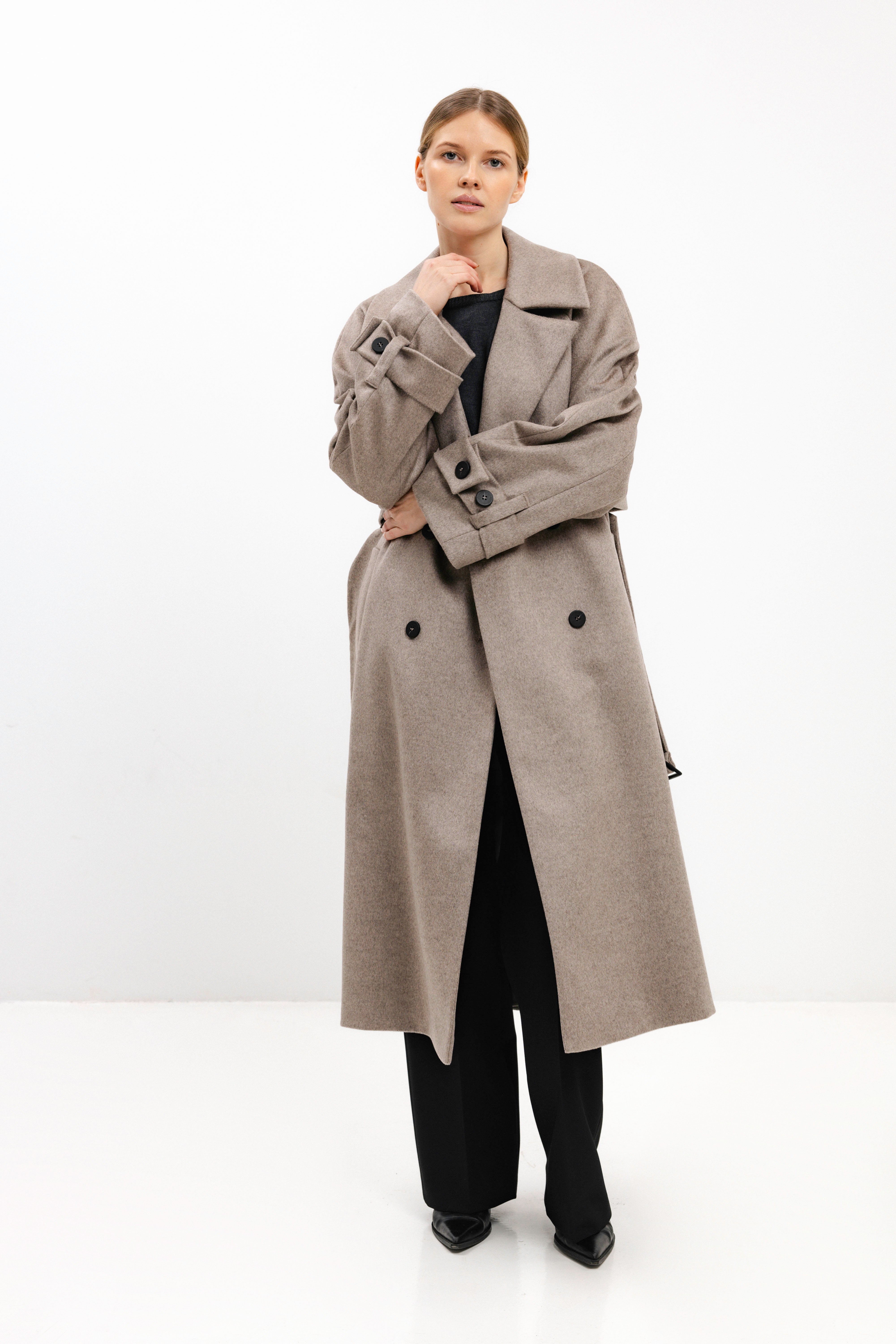 CAPPUCCINO WOOL COAT WITH BELT