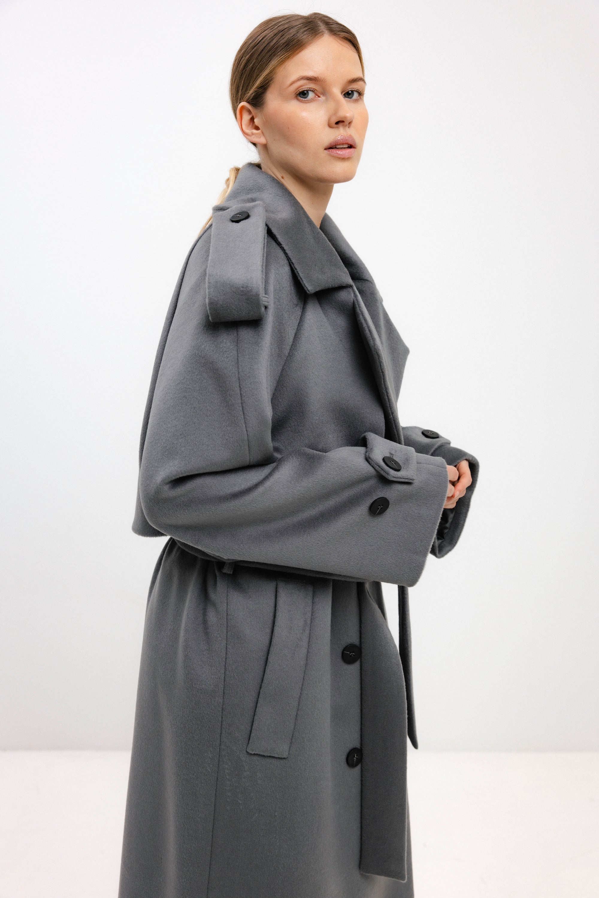 LONG BELTED LIGHT GREY WOOL COAT