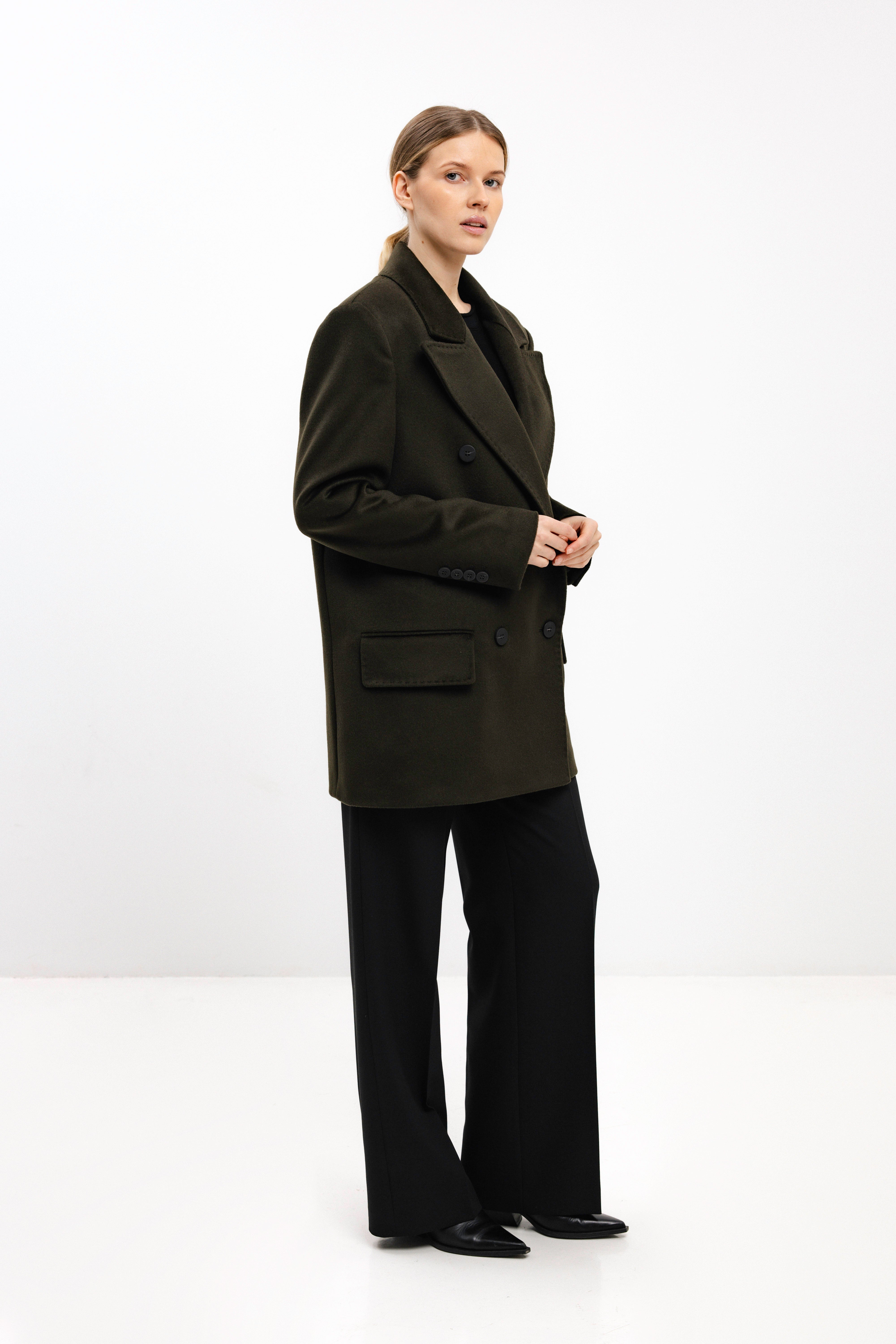 DOUBLE-BREASTED SHORT WOOL COAT IN OLIVE