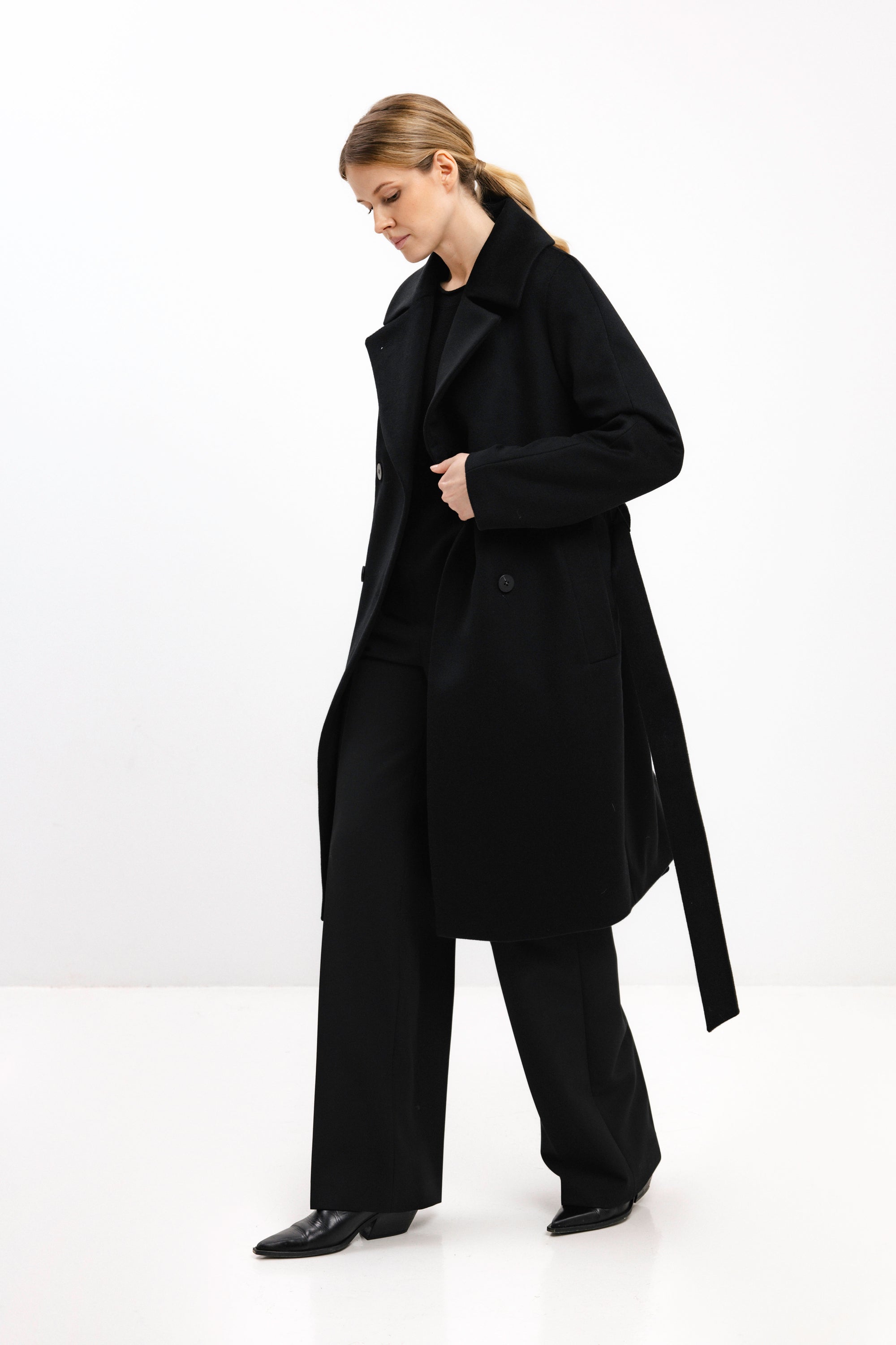 PADDED BLACK COAT WITH VIRGIN WOOL