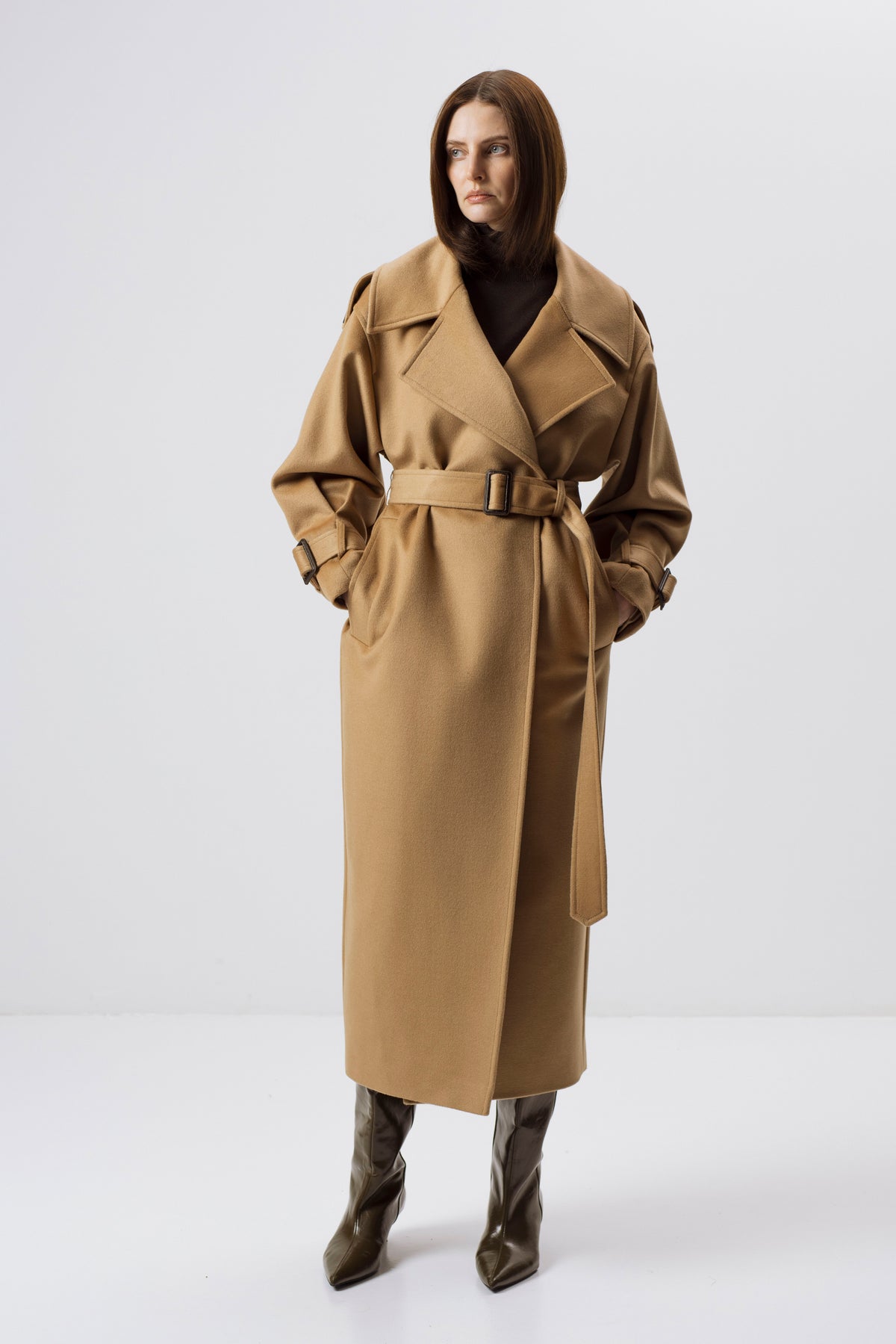 OVERSIZED CAMEL WOOL COAT WITH BUCKLED BELT