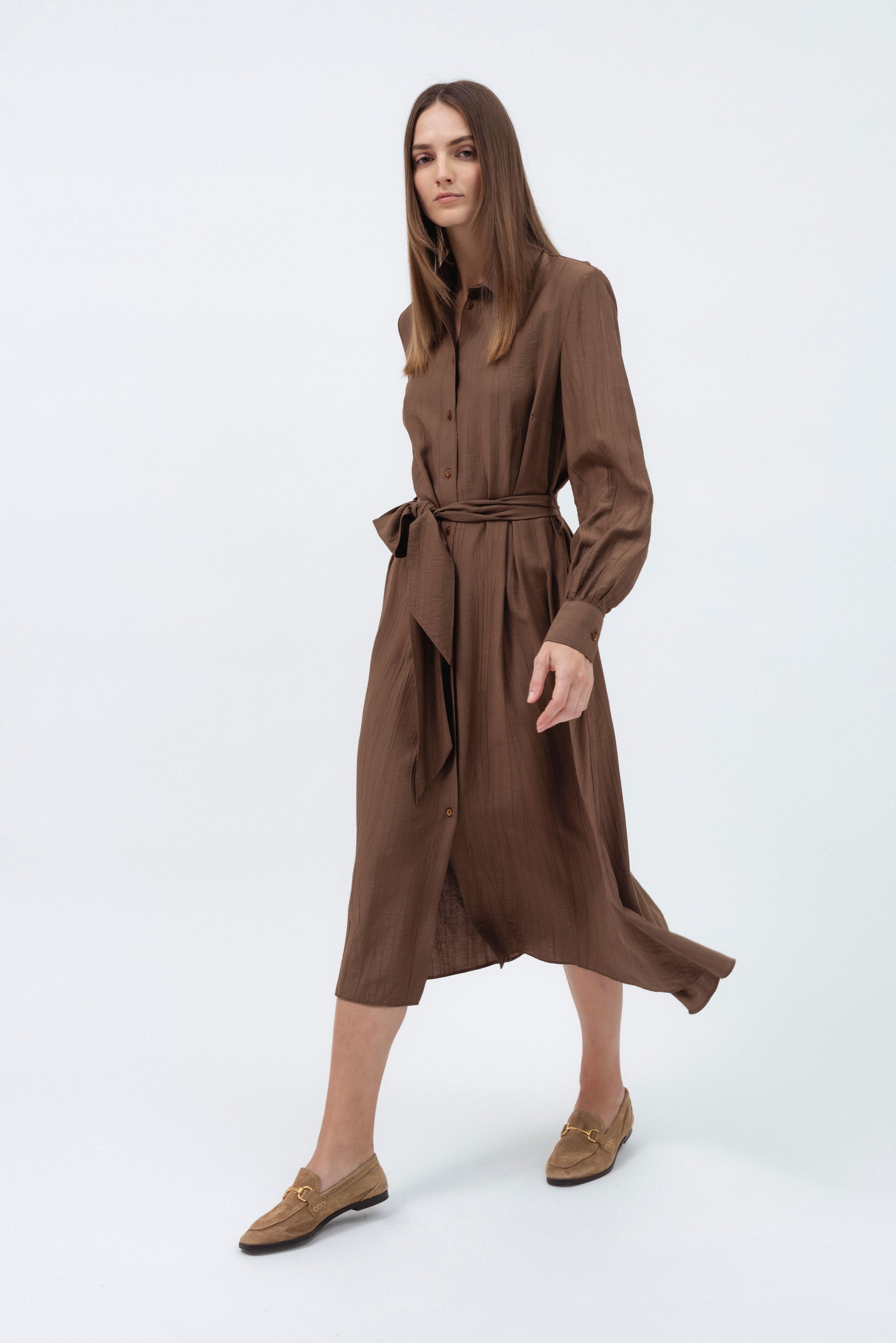 belt for brown dress How to Wear a Belt with a Dress