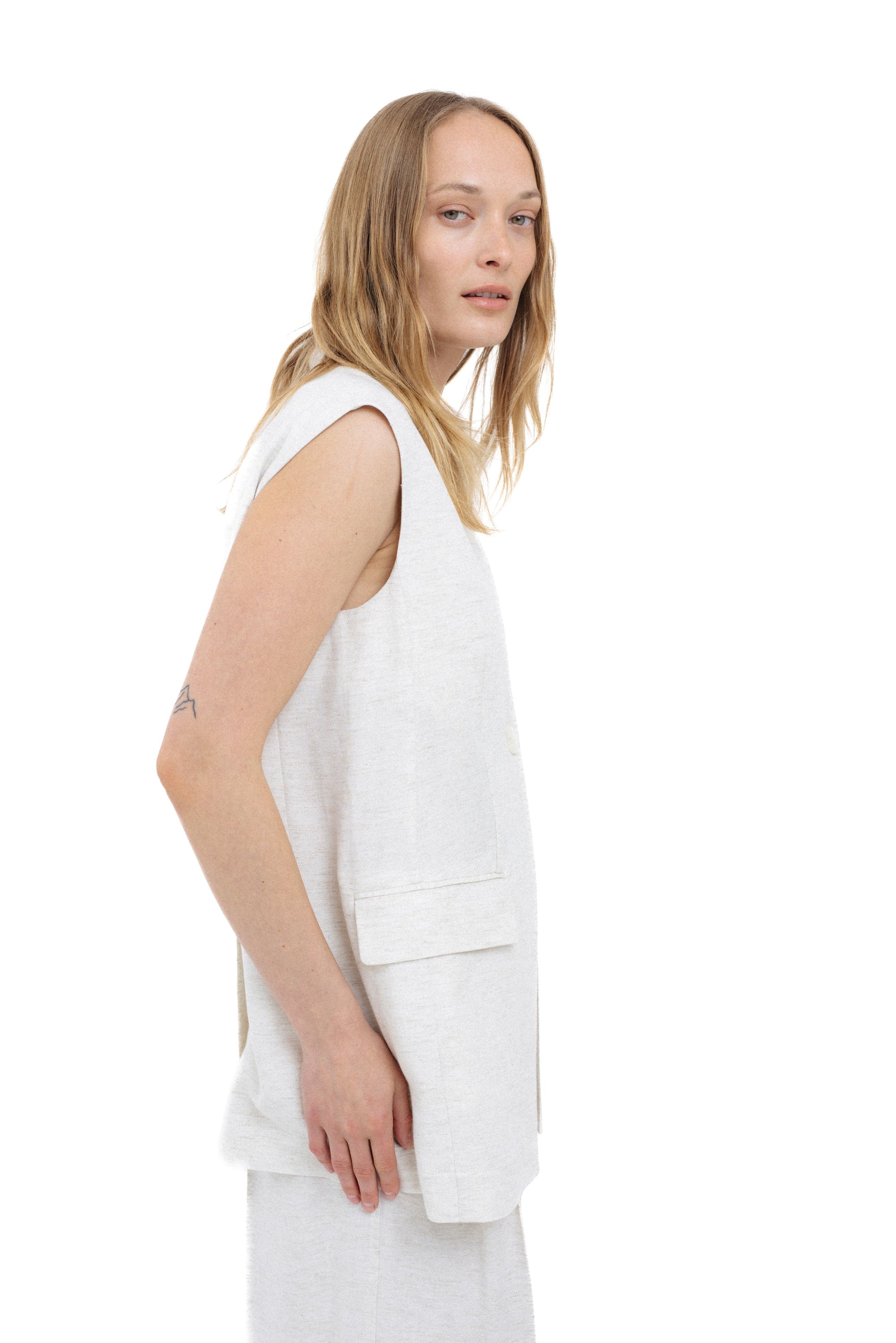 ECRU LONG VEST WITH LINEN