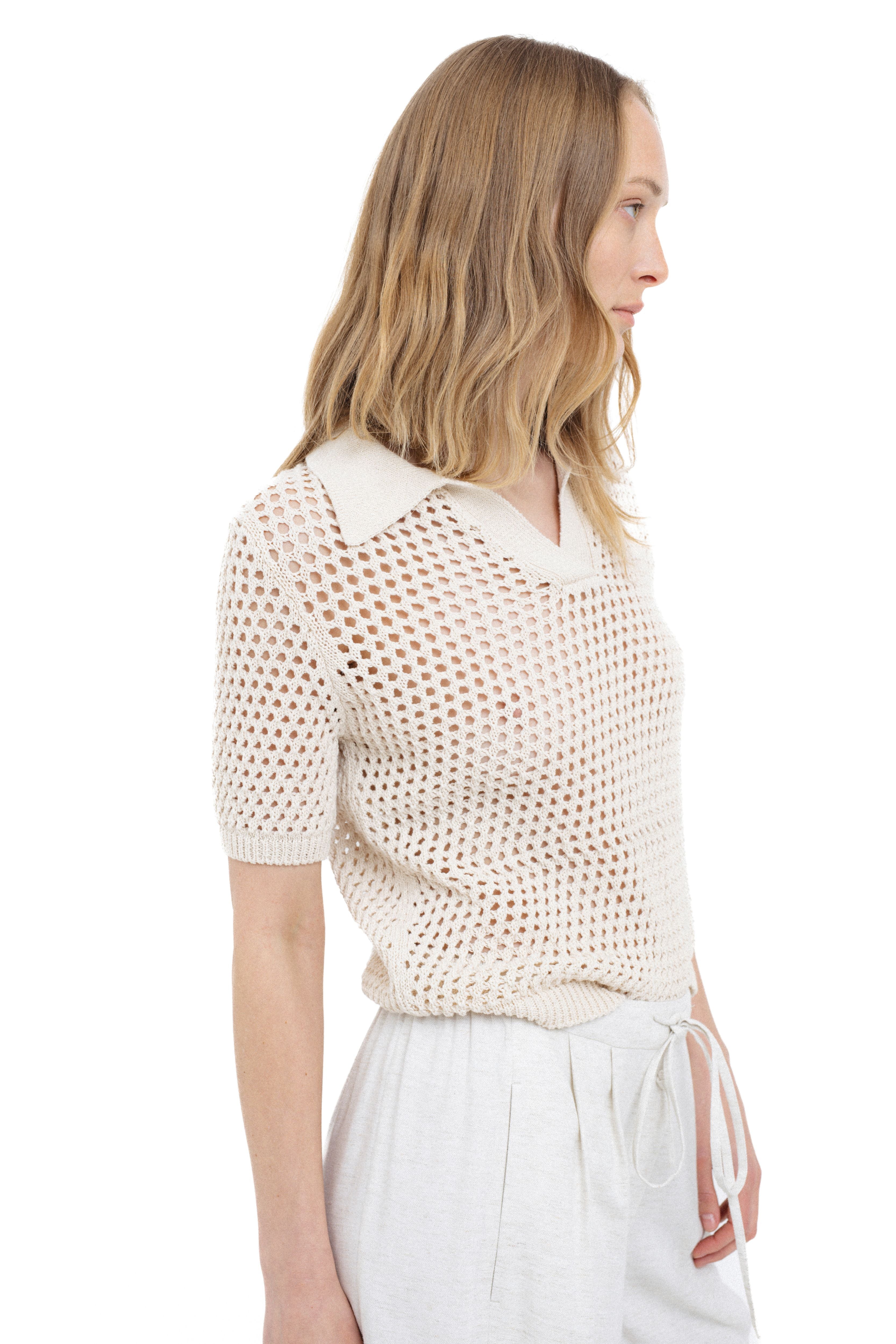 BEIGE OPEN-KNIT POLO SWEATER – InAvati
