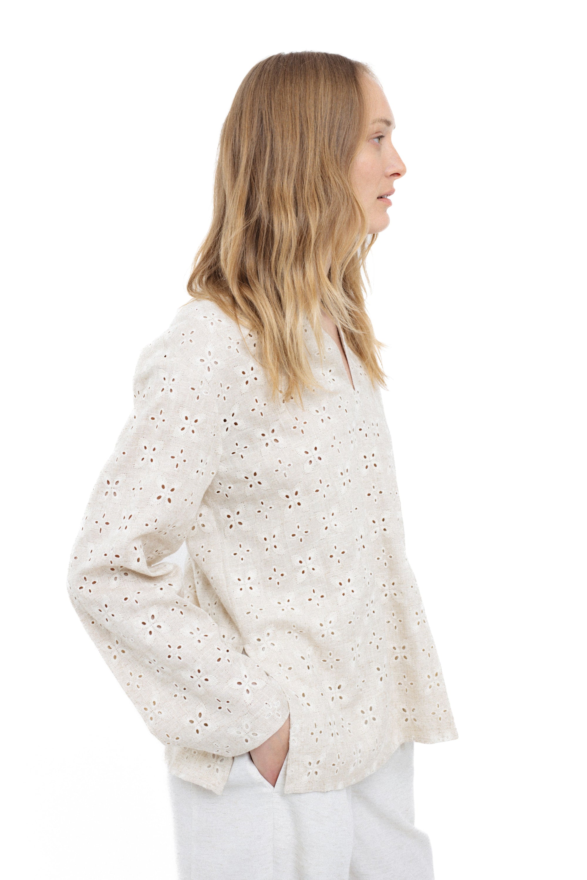 BEIGE BRODERIE BLOUSE WITH LINEN