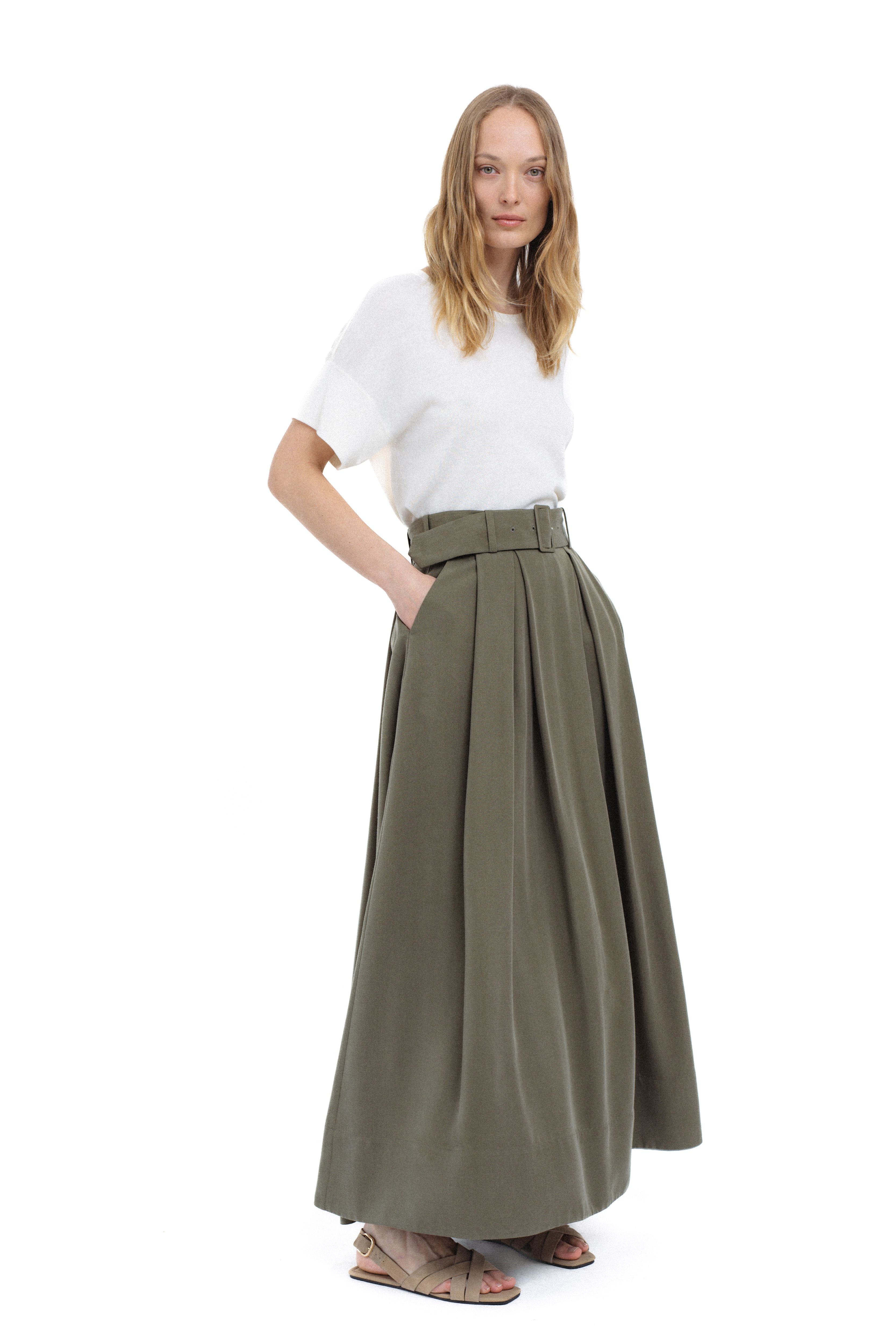 KHAKI MAXI PLEATED SKIRT – InAvati