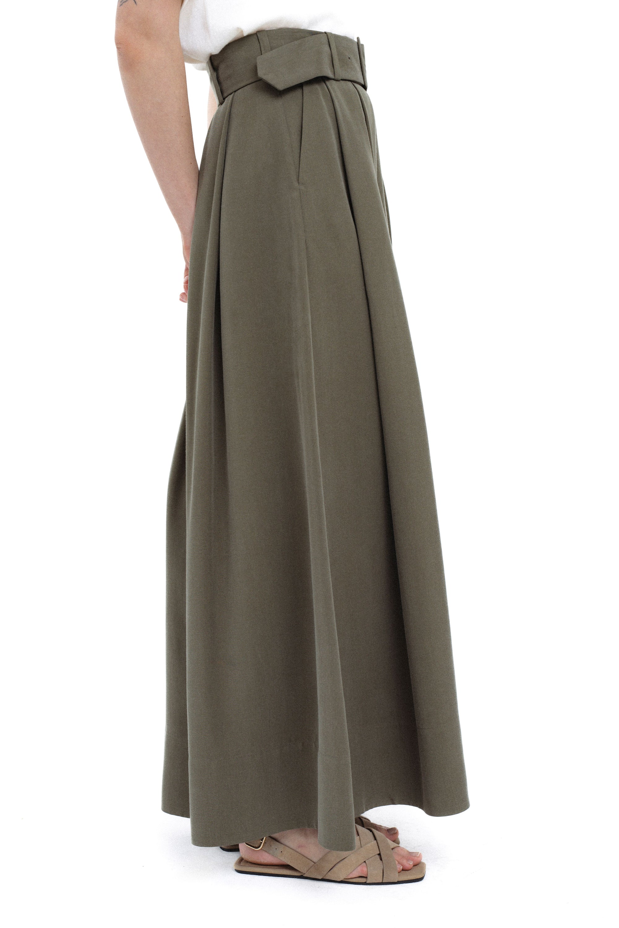 KHAKI MAXI PLEATED SKIRT