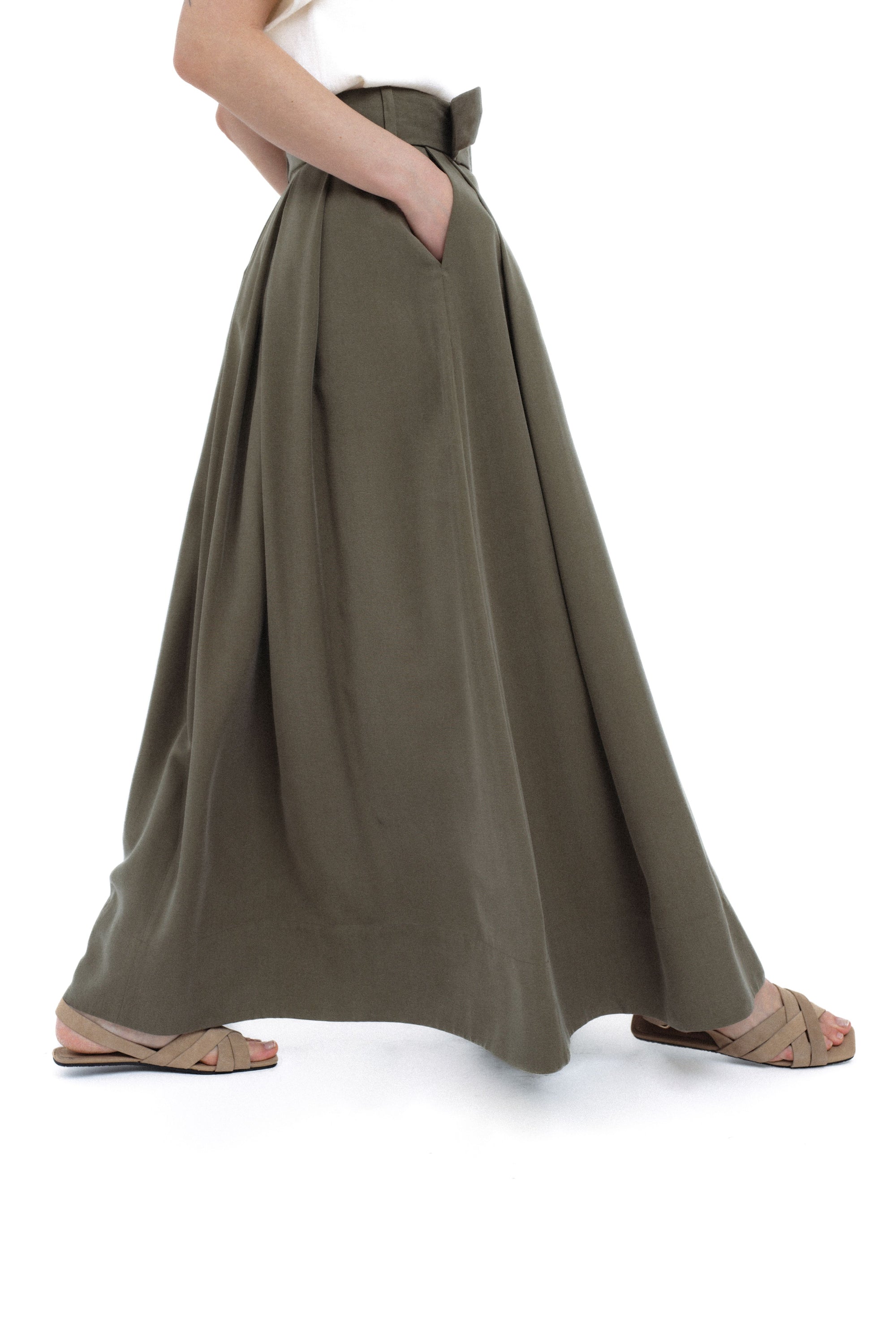 KHAKI MAXI PLEATED SKIRT