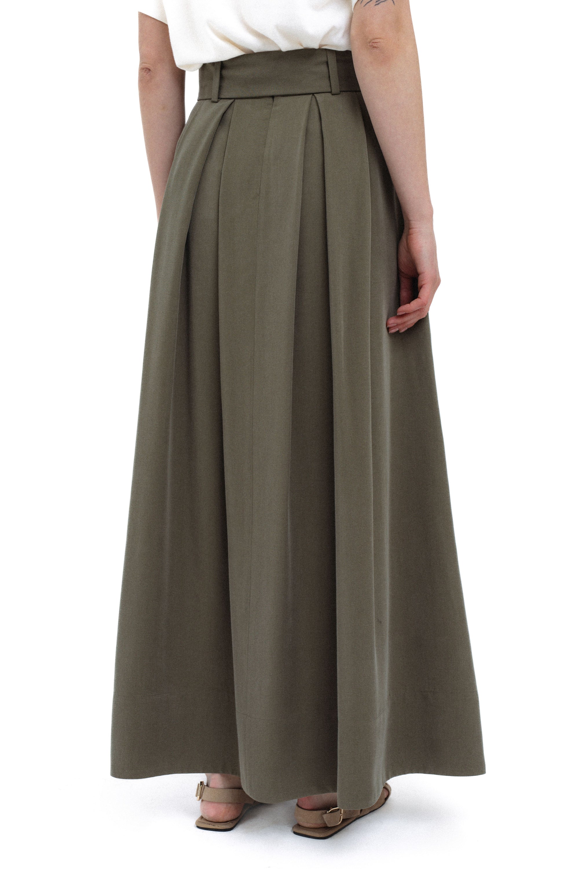 KHAKI MAXI PLEATED SKIRT