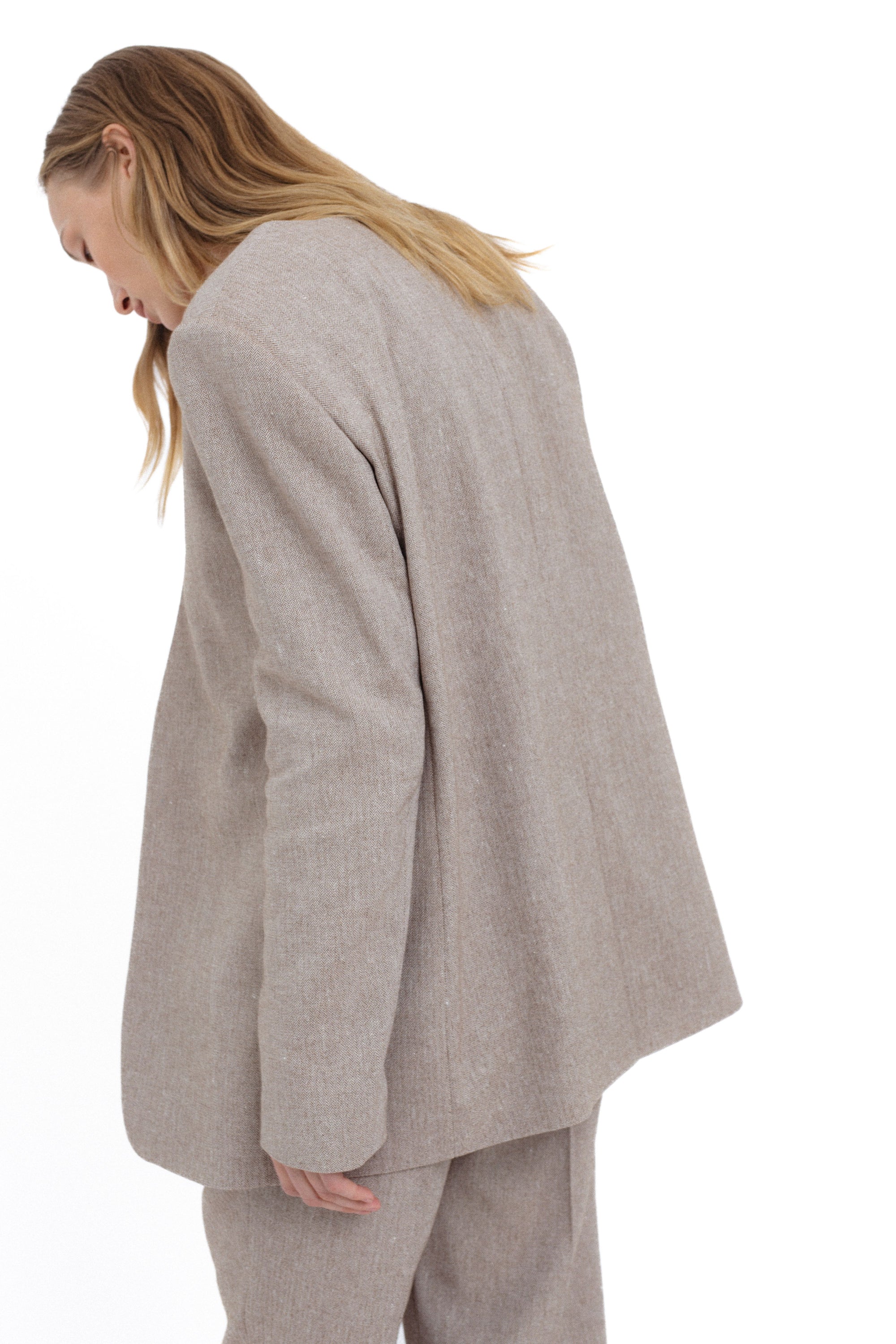 UNISEX SMĖLIO ATSPALVIO FAKTŪRINIS ŠVARKAS