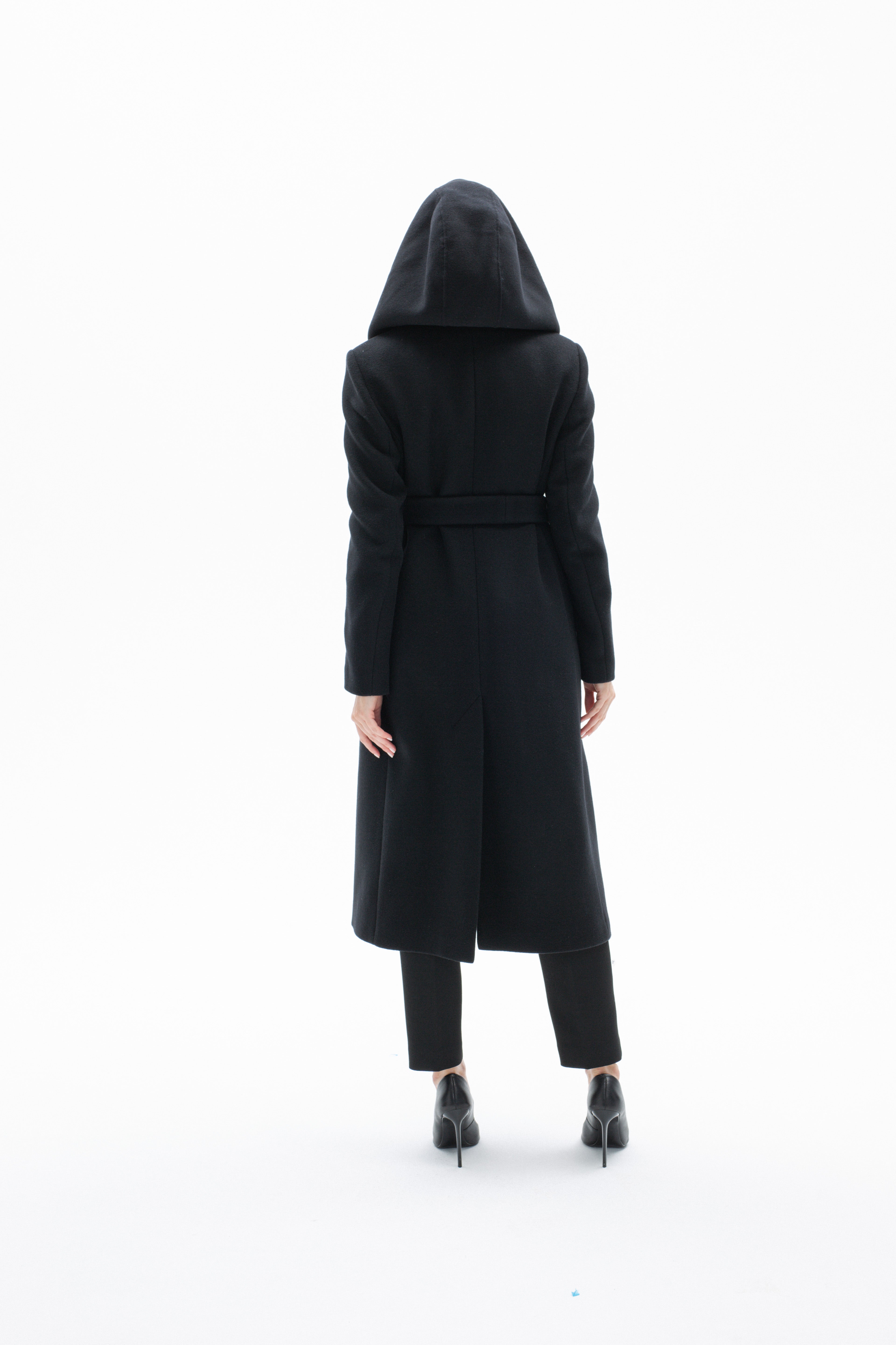 BLACK BELTED COAT WITH DOUBLE-FACED WOOL HOOD