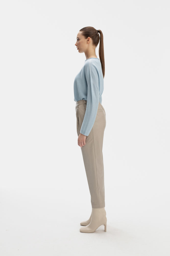 PLEAT FRONT TAPERED TROUSERS IN SAND