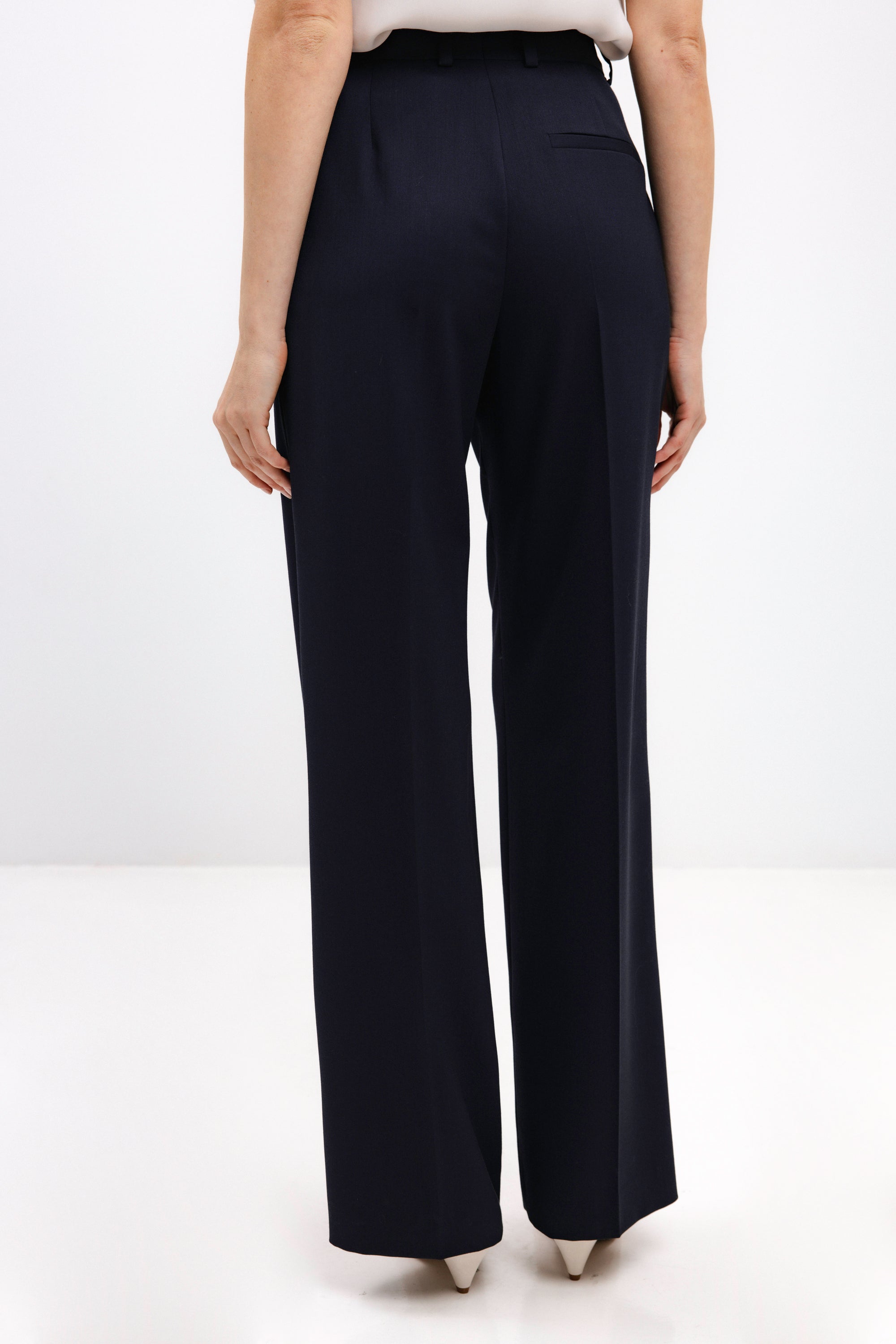 STRAIGHT-LEG NAVY TROUSERS