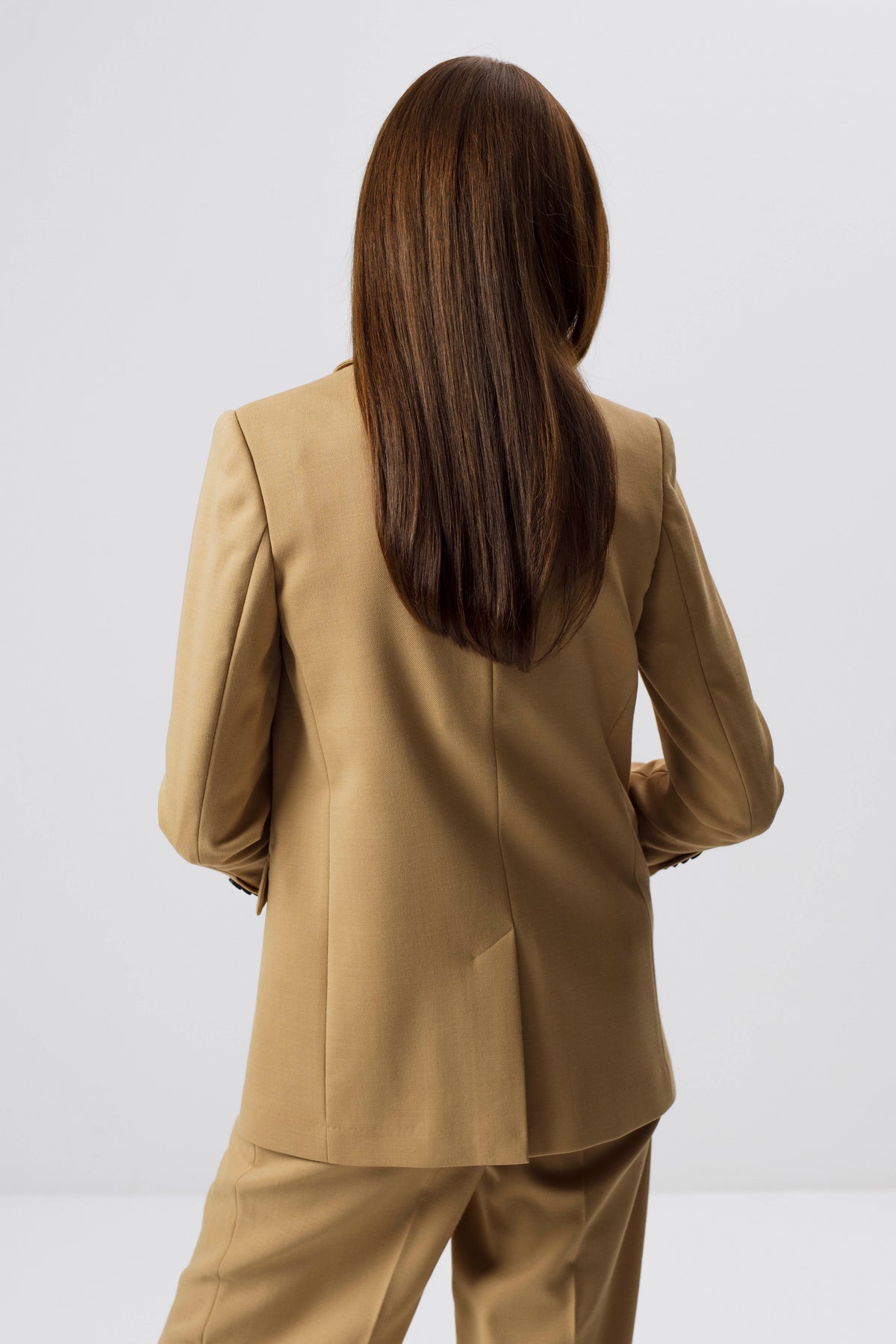 DOPPELREIHIGER BLAZER AUS VOLLMILCH
