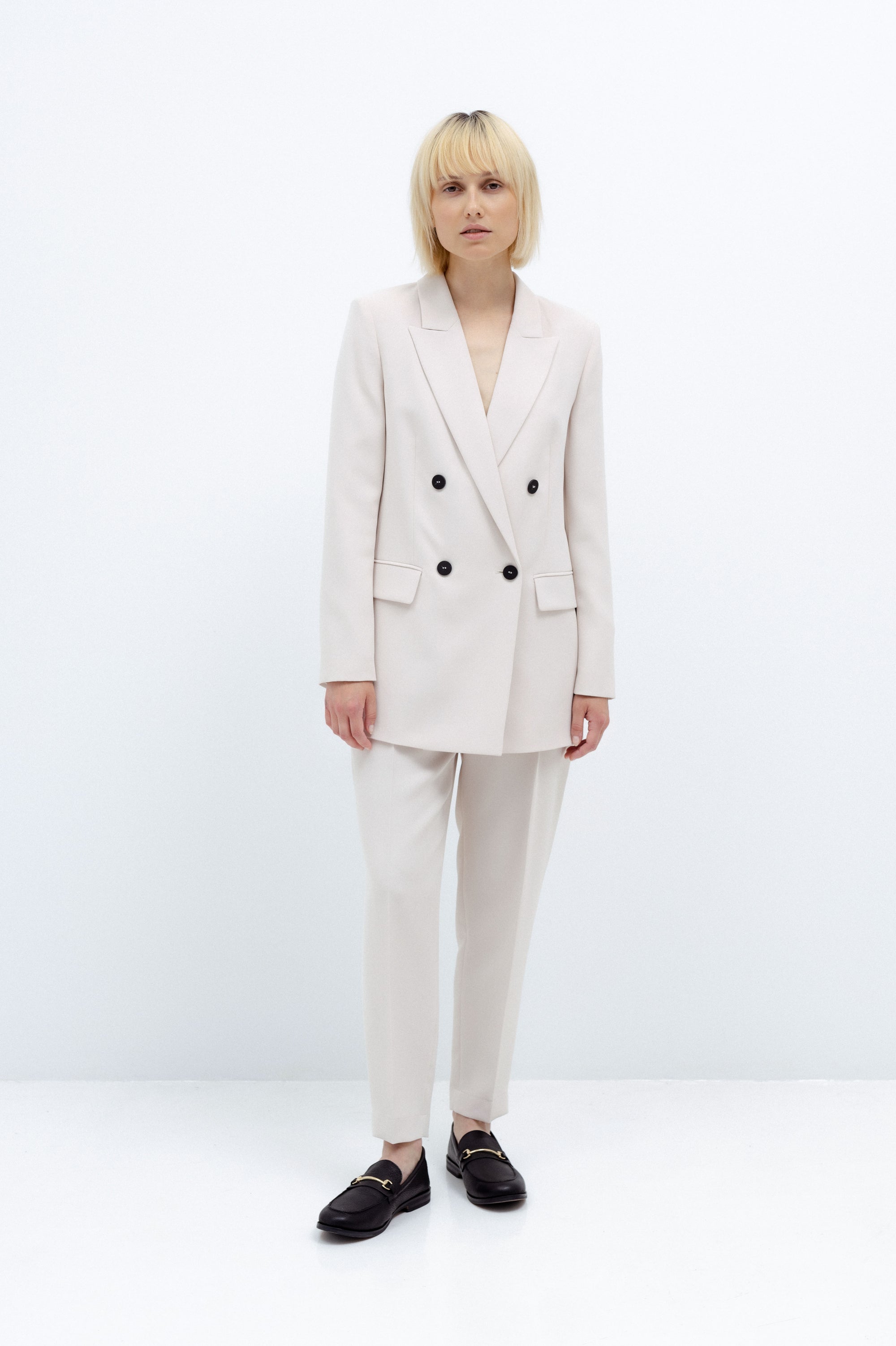 DOUBLE-BREASTED STRAIGHT MILK BLAZER