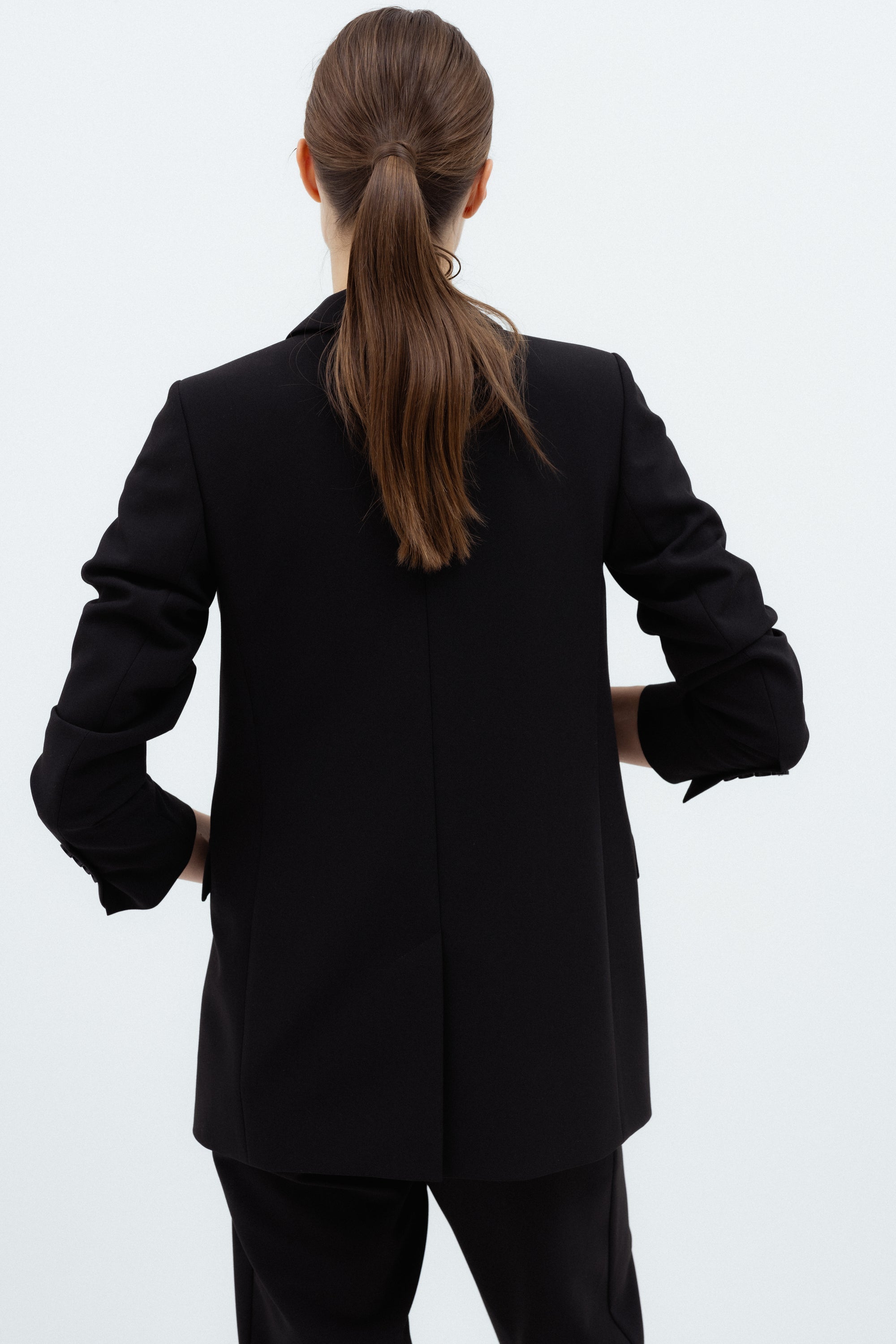 DOUBLE-BREASTED BLACK BLAZER