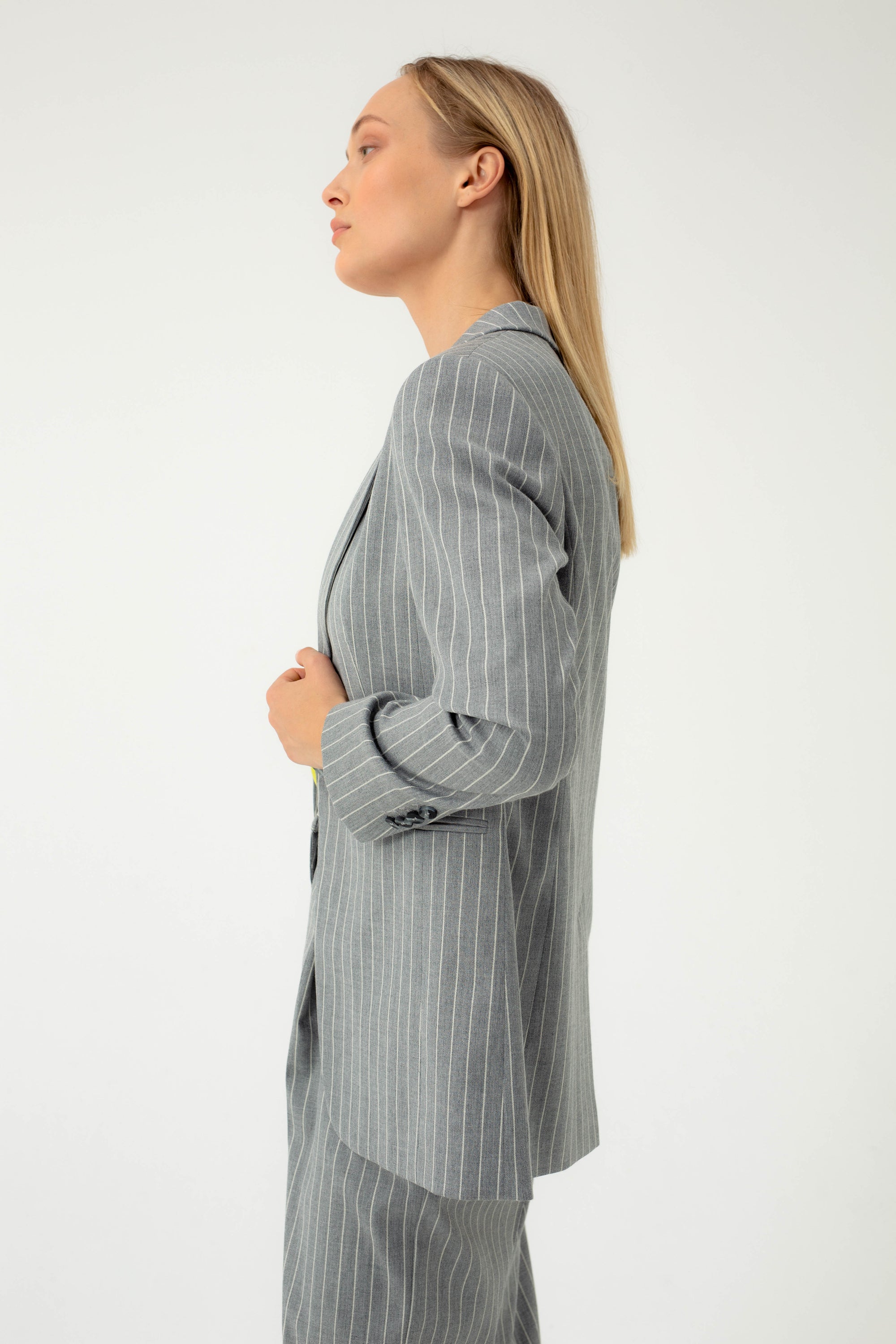 STRIPED SINGLE-BREASTED BLAZER