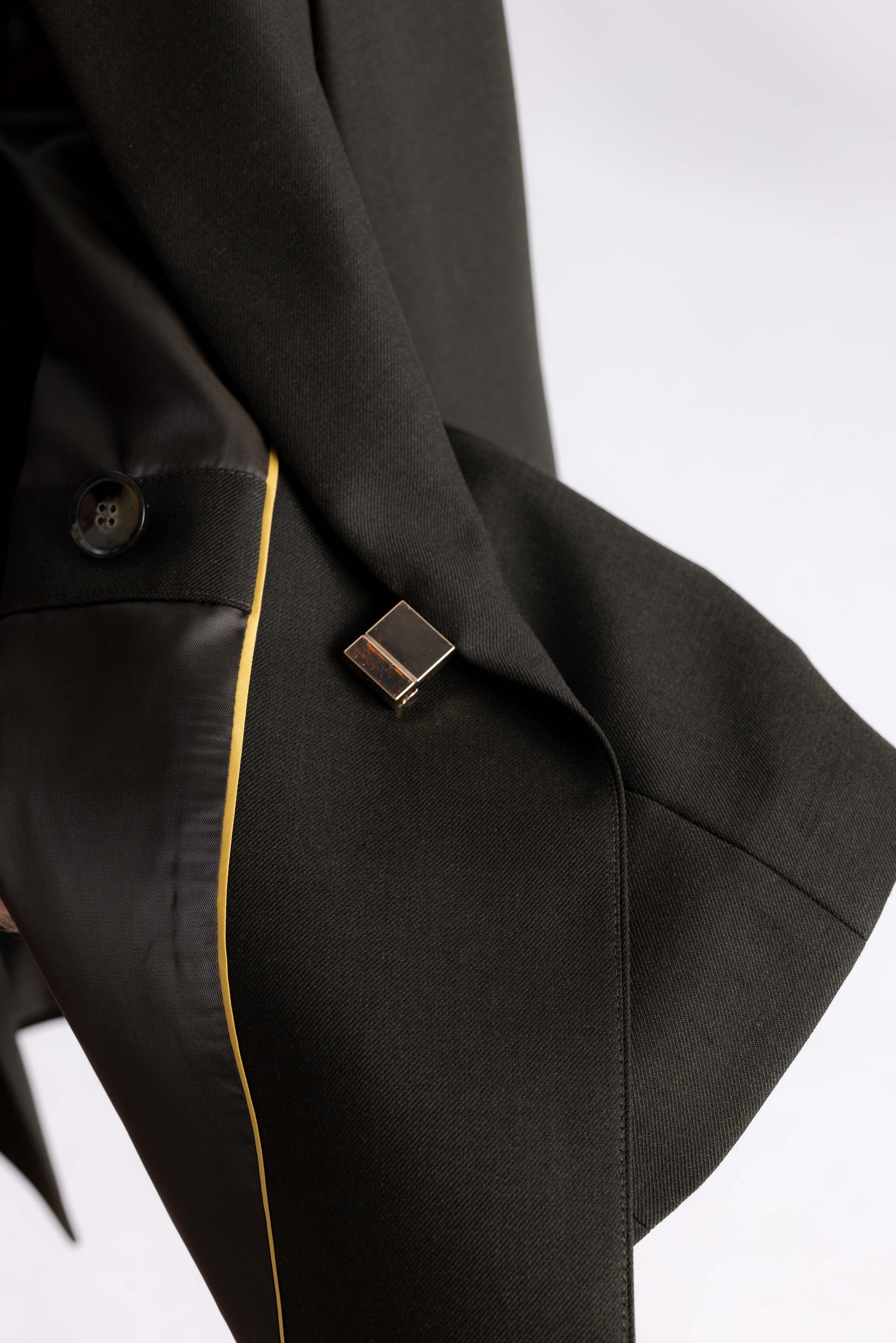 FOREST GREEN BLAZER WITH ASYMMETRIC FASTENING