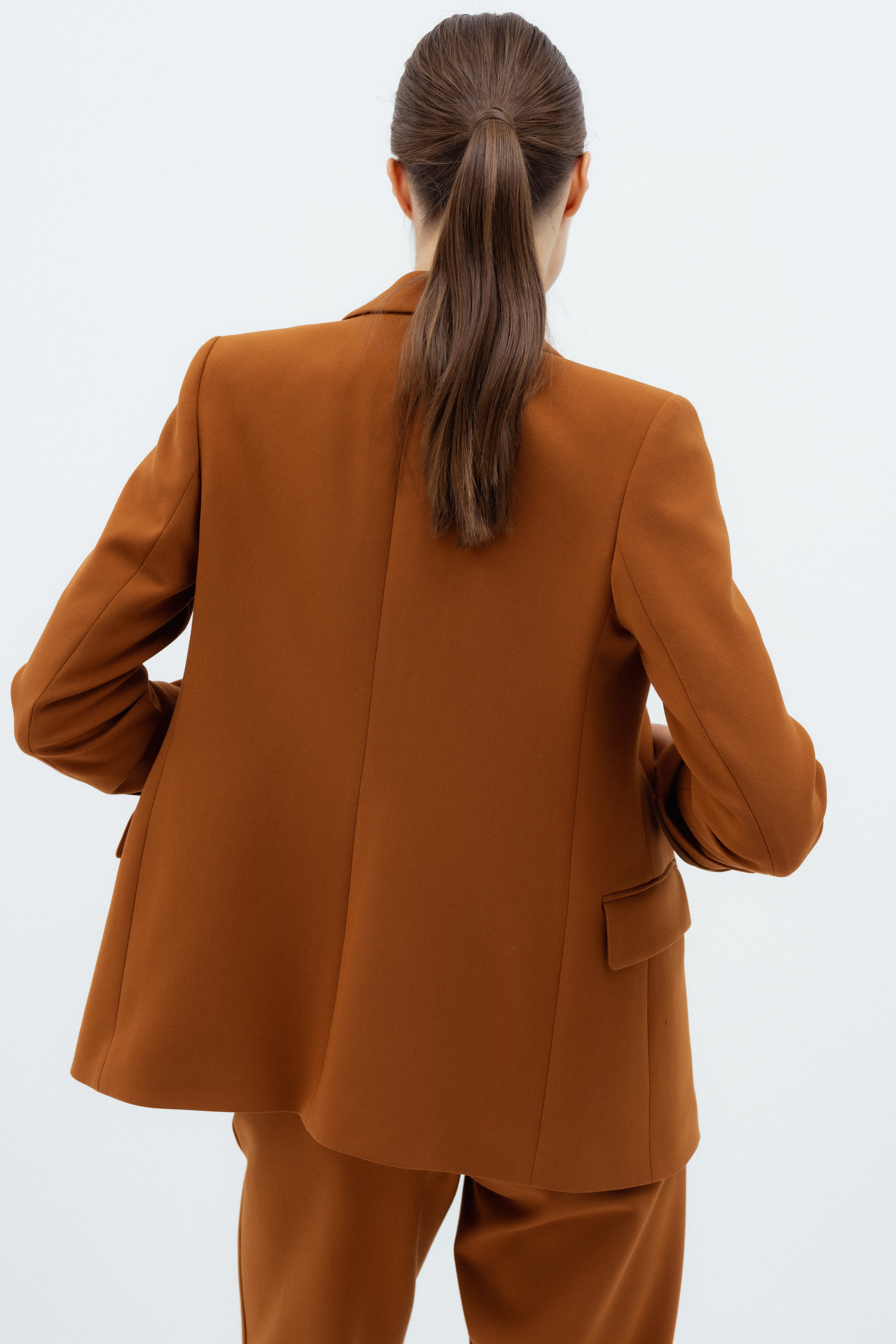 SINGLE-BREASTED CHESTNUT BLAZER