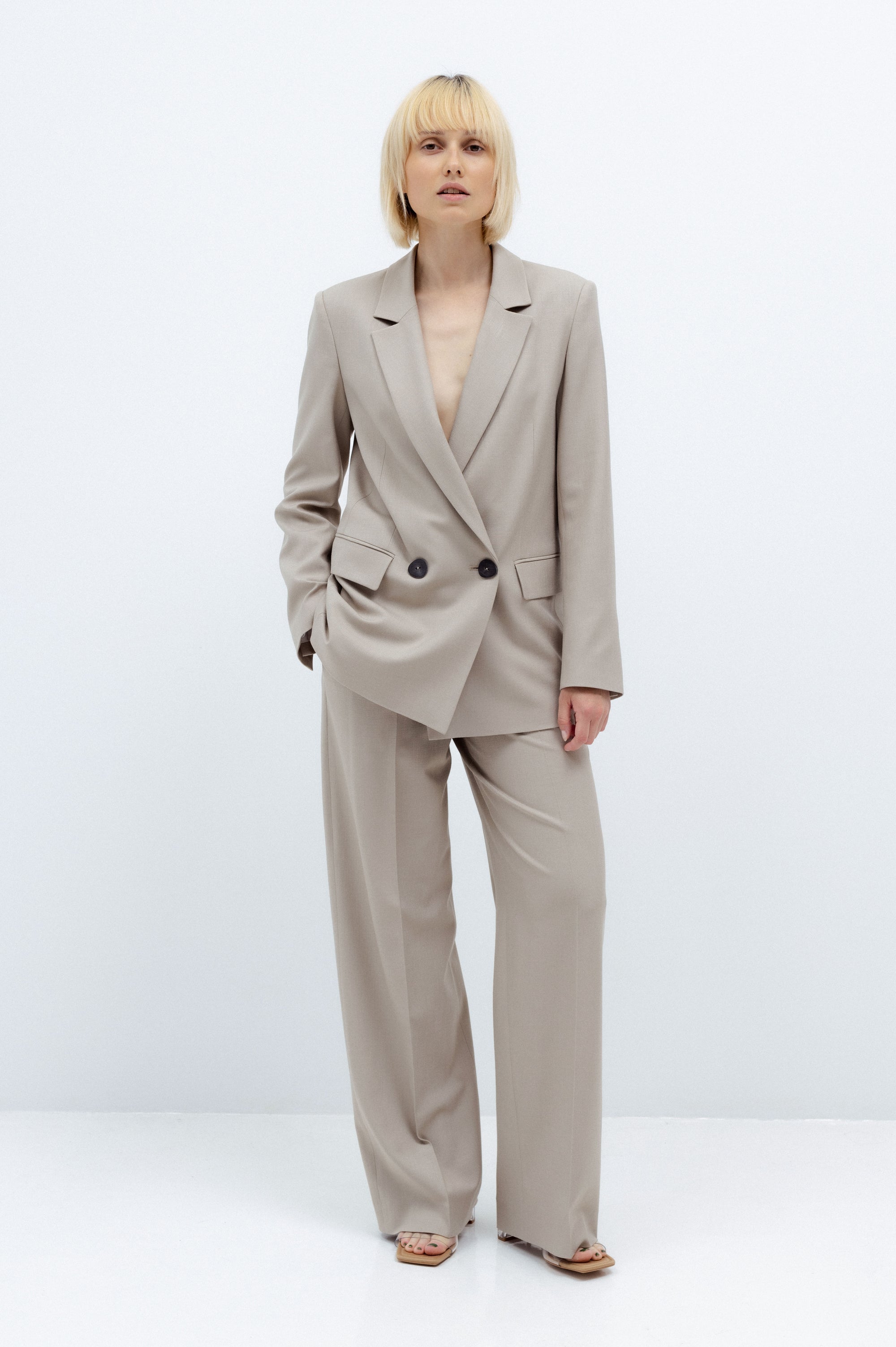 DOUBLE-BREASTED LIGHT TAUPE BLAZER