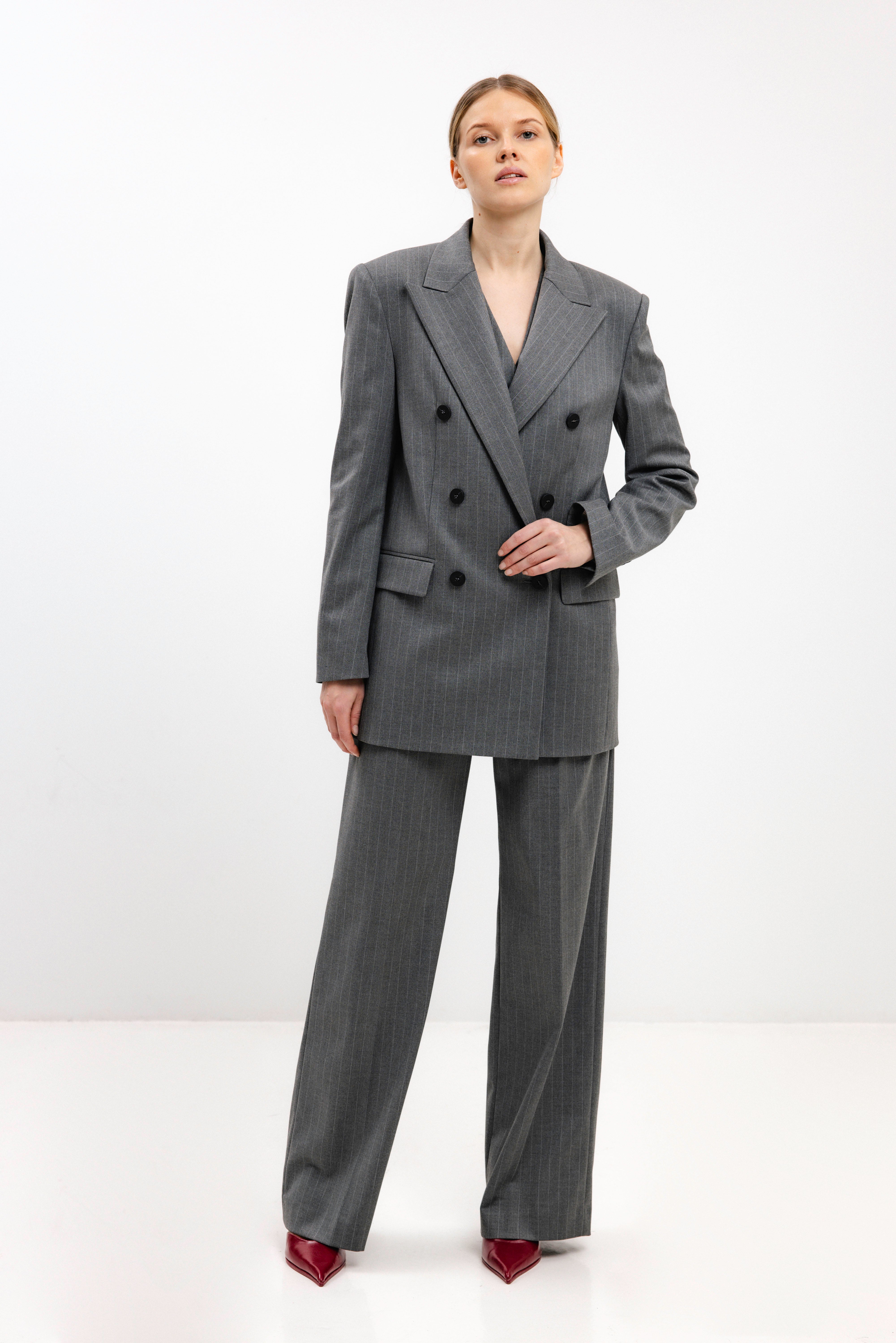 GREY STRIPED DOUBLE-BREASTED BLAZER