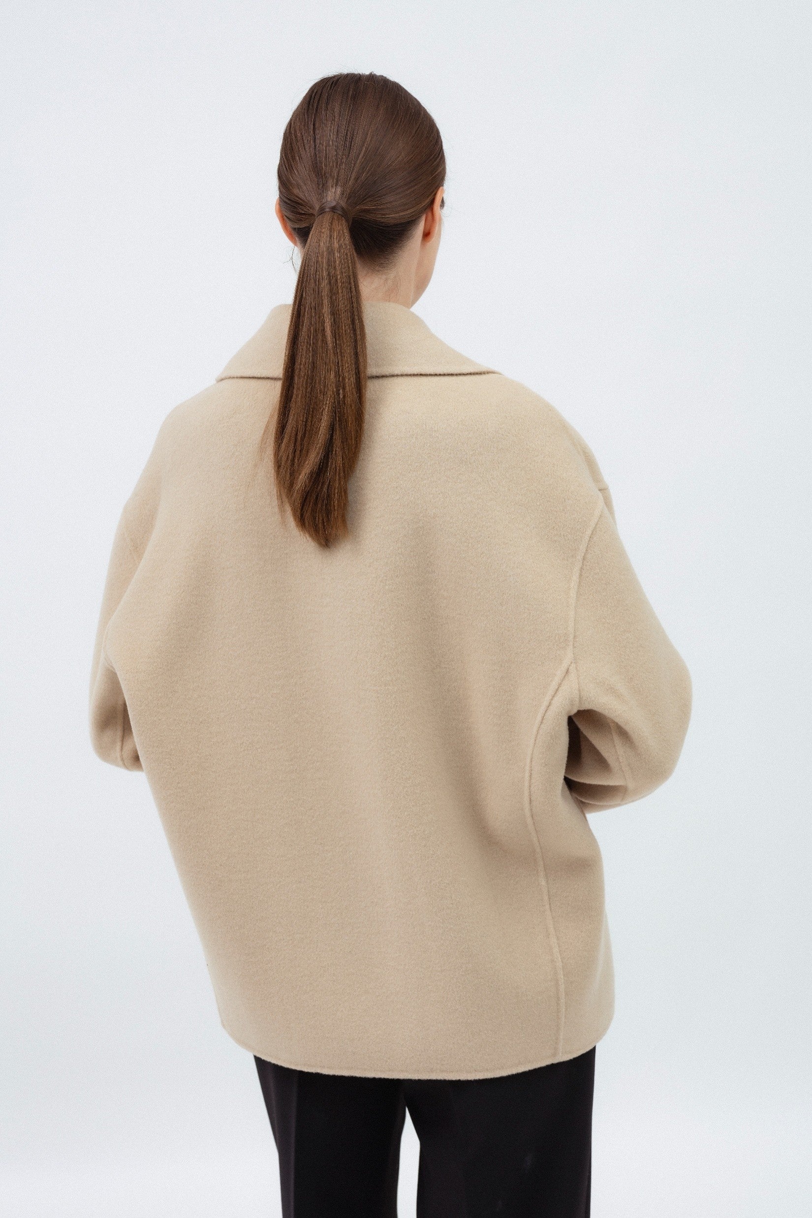 BEIGE DOUBLE-FACED WOOL SHORT COAT