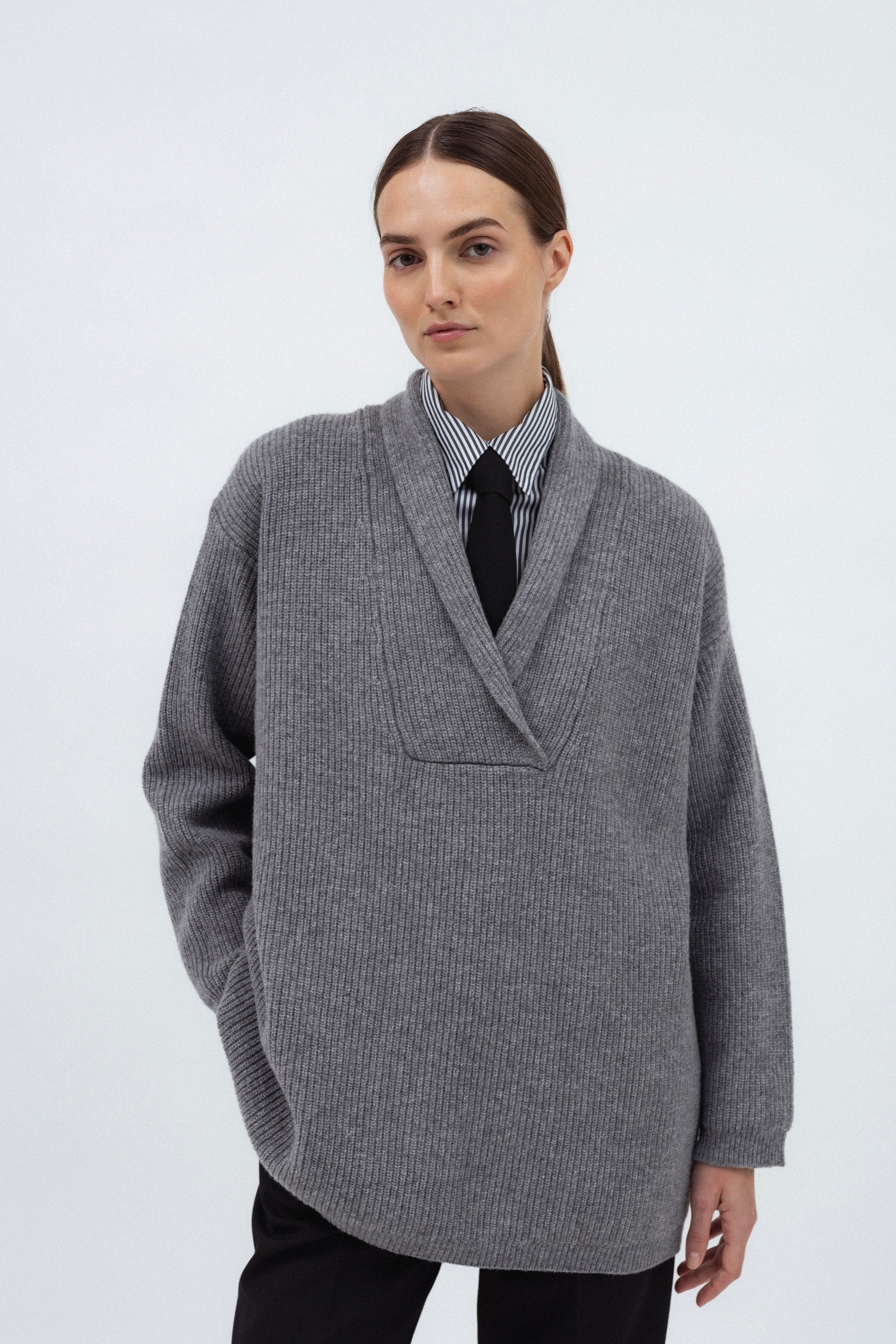 GREY MERINO WOOL SWEATER – InAvati