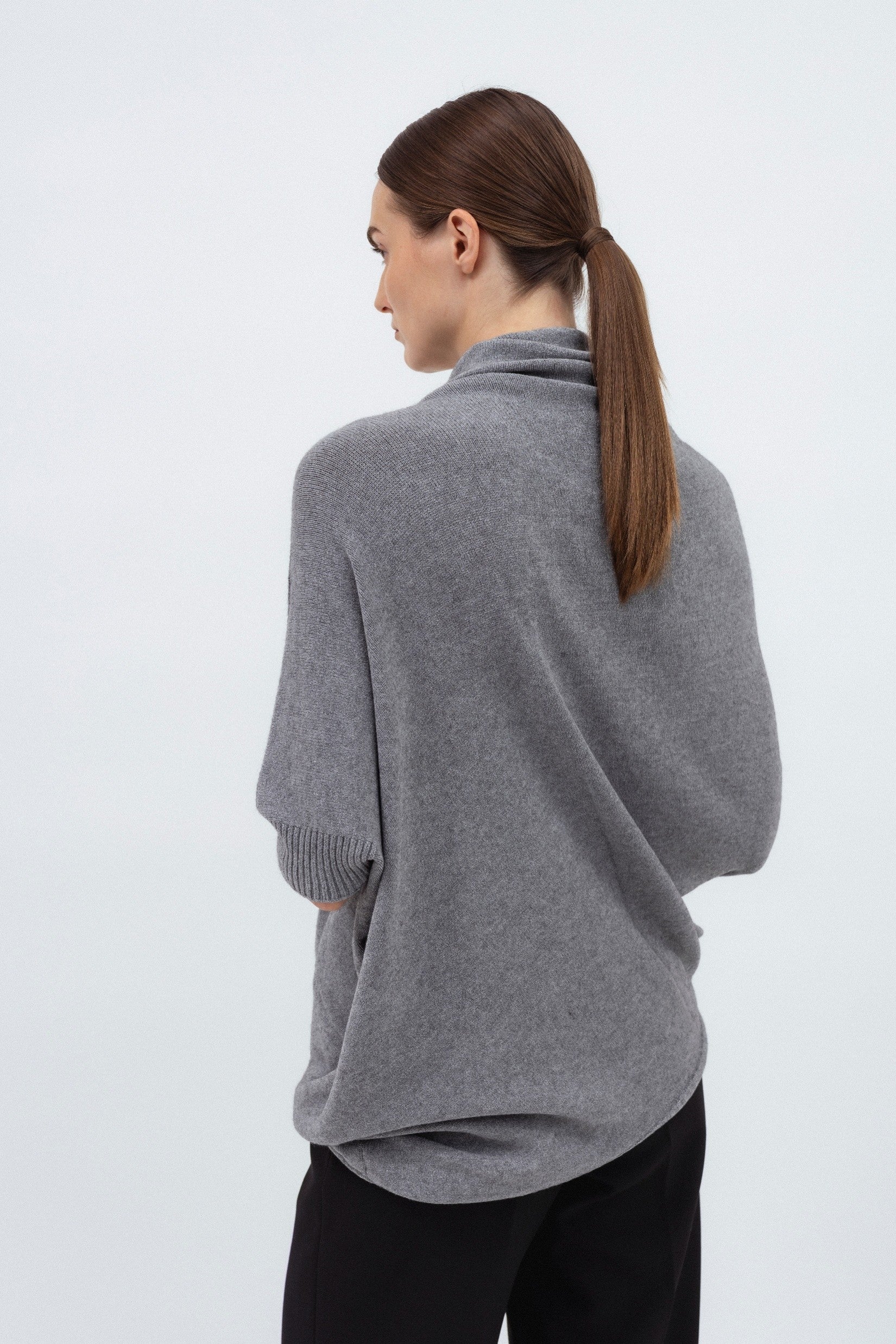 GREY MERINO WOOL SWEATER WITH ZIP DETAIL