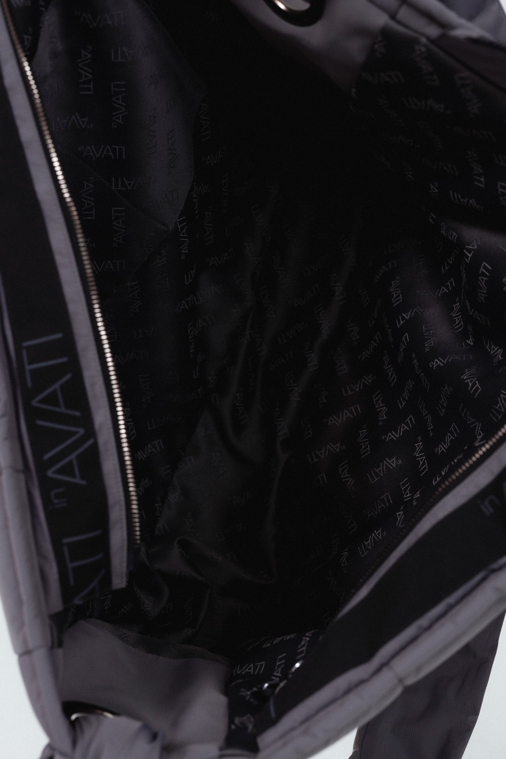 QUILTED SHOULDER BAG IN GREY