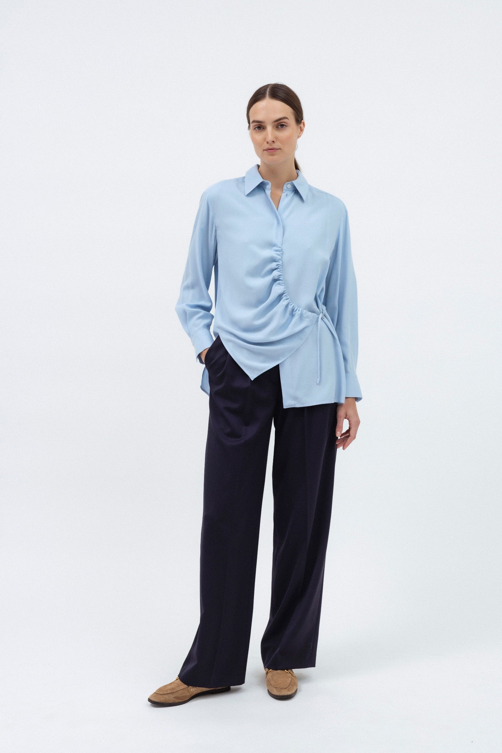 LIGHT BLUE SHIRT WITH SIDE GATHERING