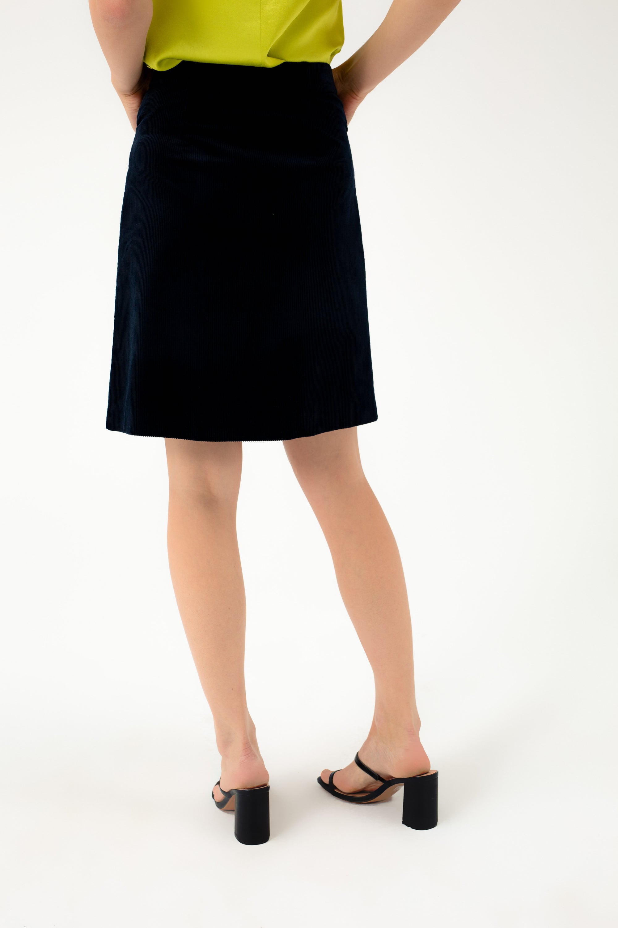 TRAPEZE CORDUROY MINI SKIRT