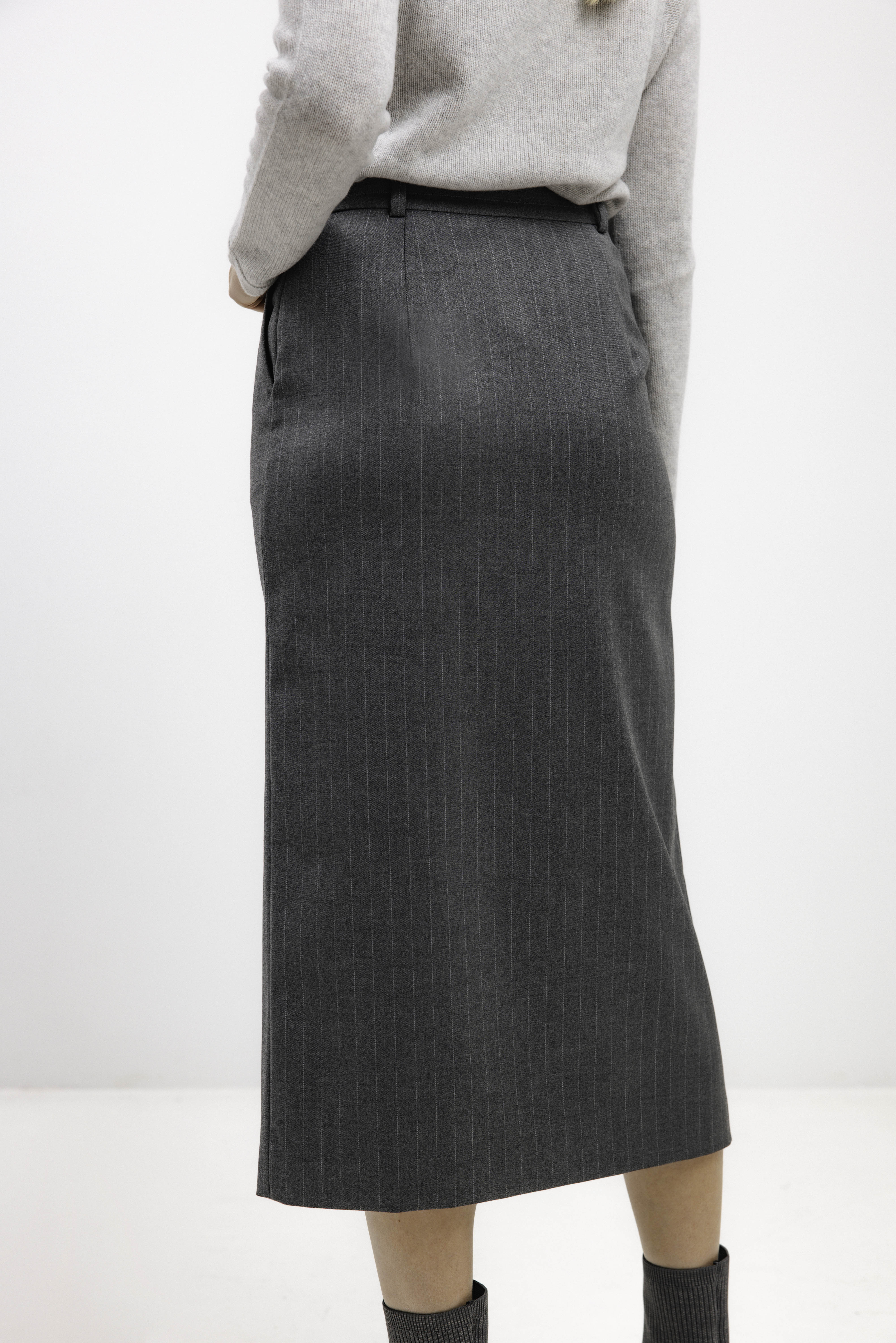 GREY STRIPED STRAIGHT-CUT MIDI SKIRT