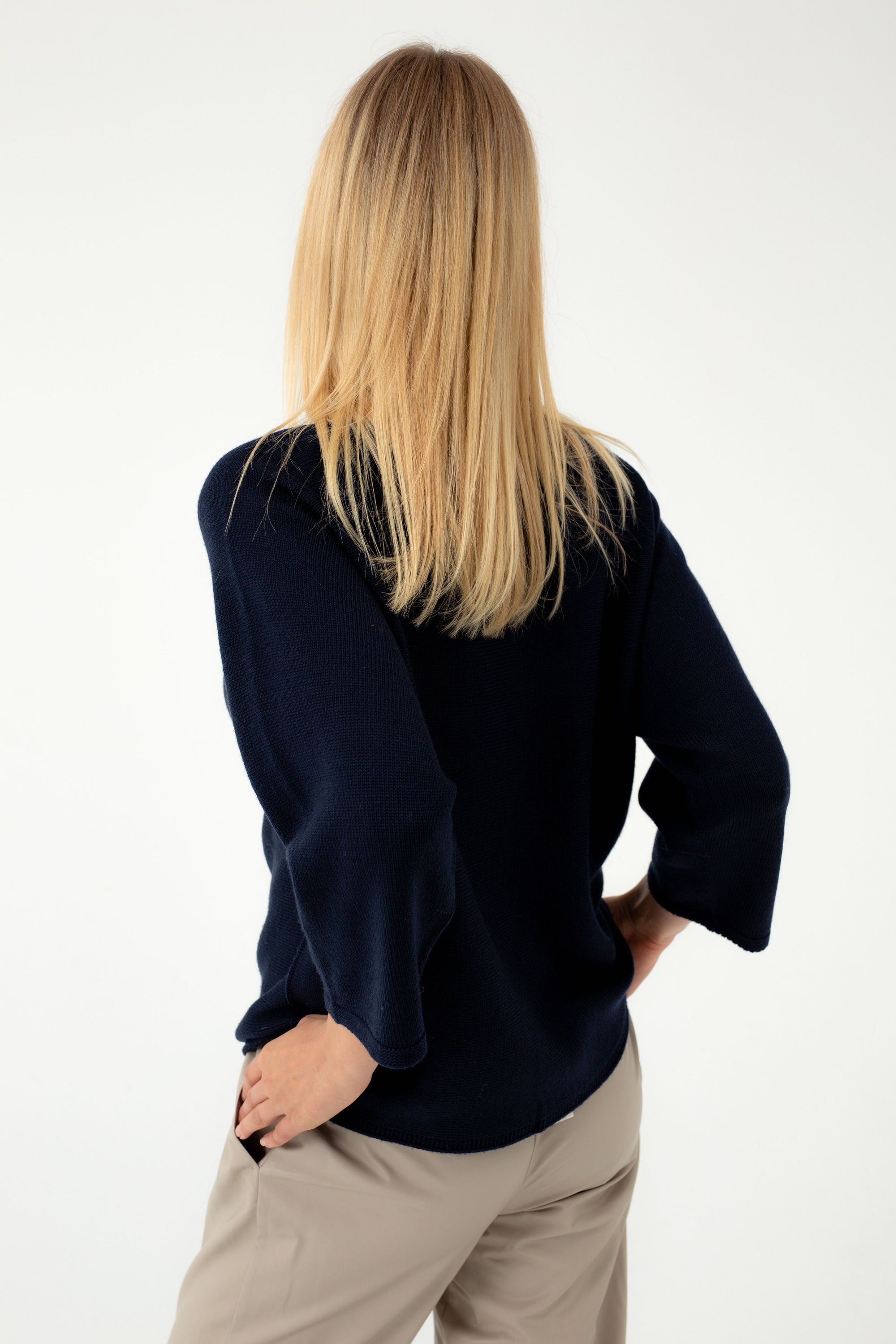 PURE WOOL LOOSE FIT NAVY SWEATER