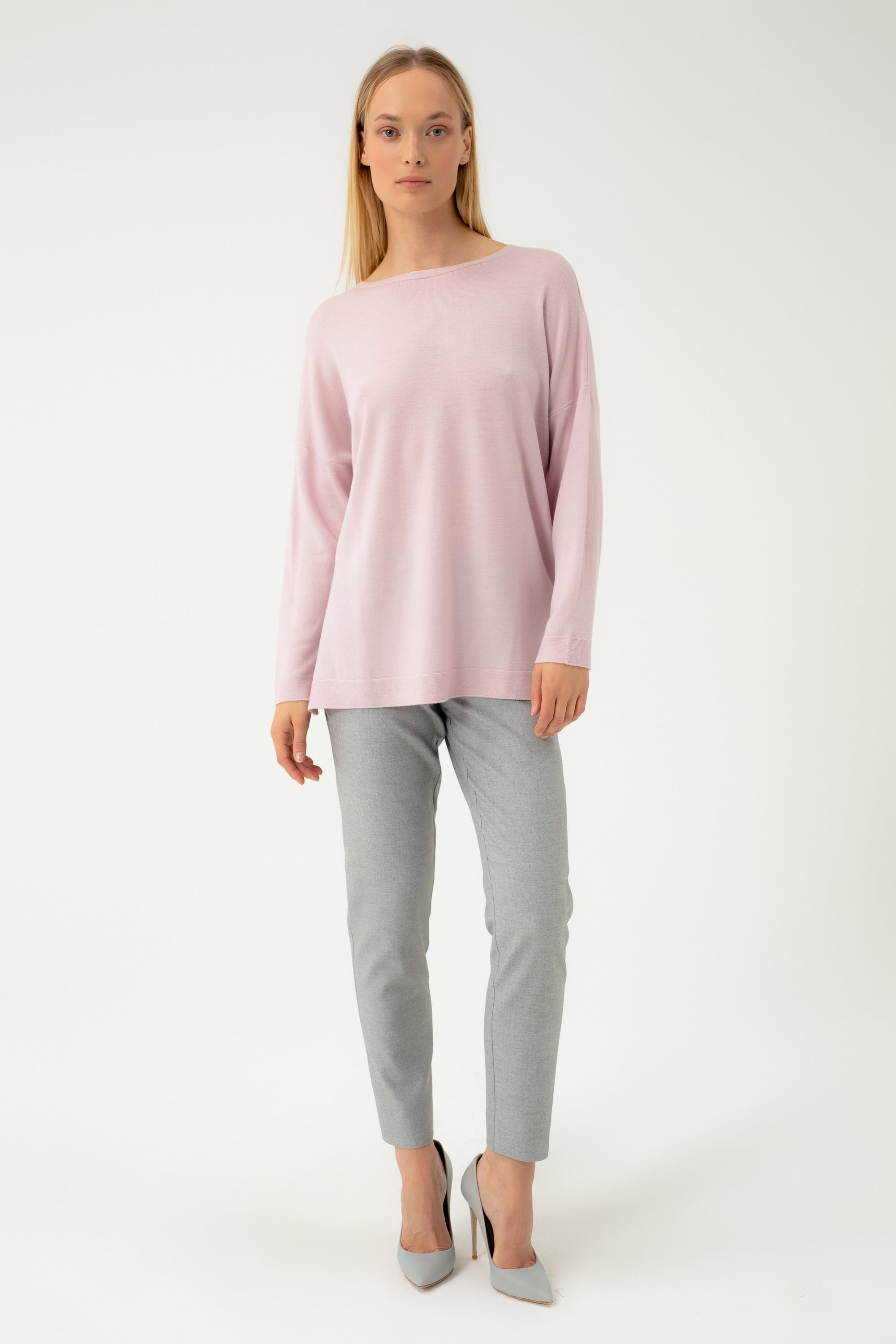 PURE WOOL OVERSIZED PINK SWEATER
