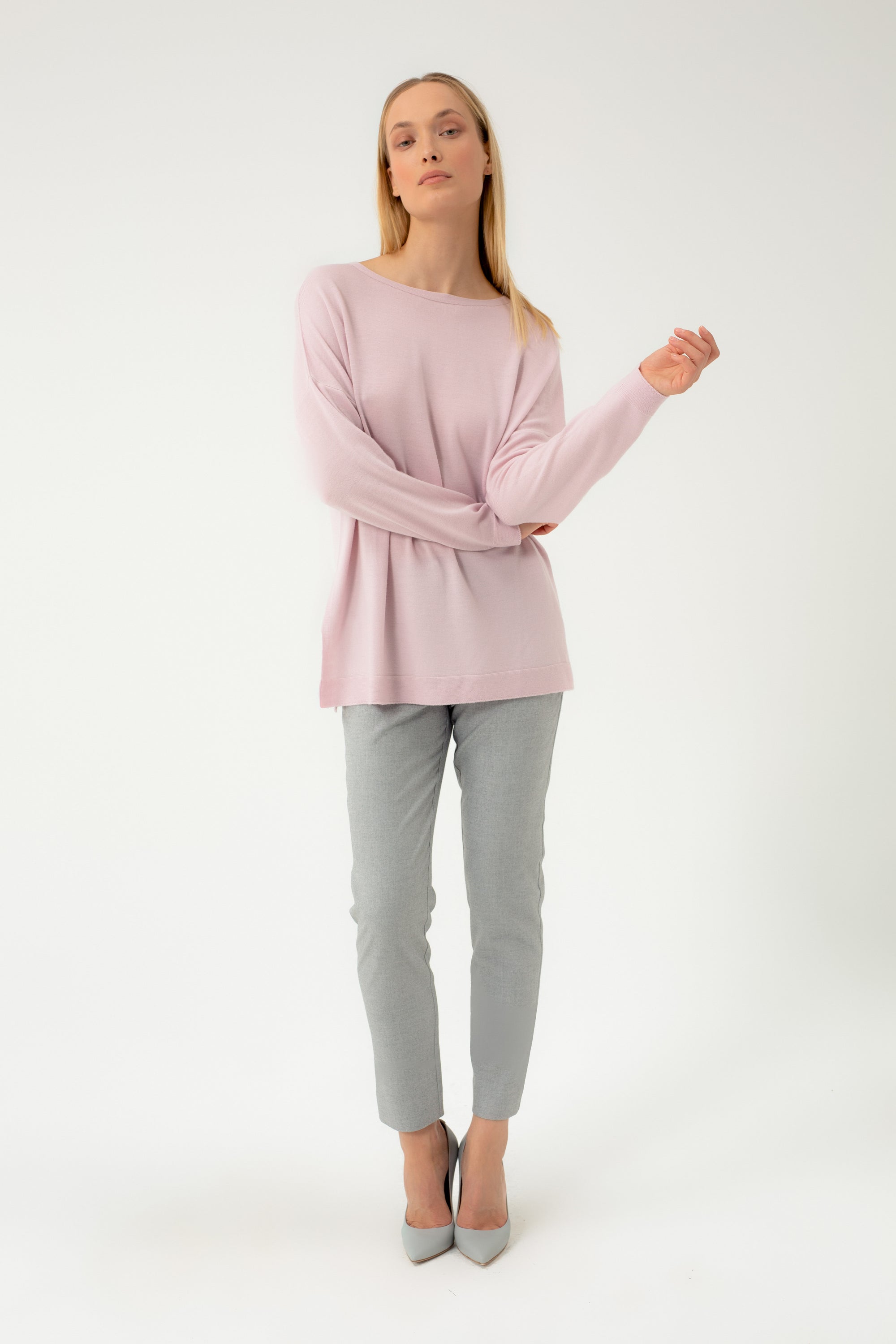 PURE WOOL OVERSIZED PINK SWEATER