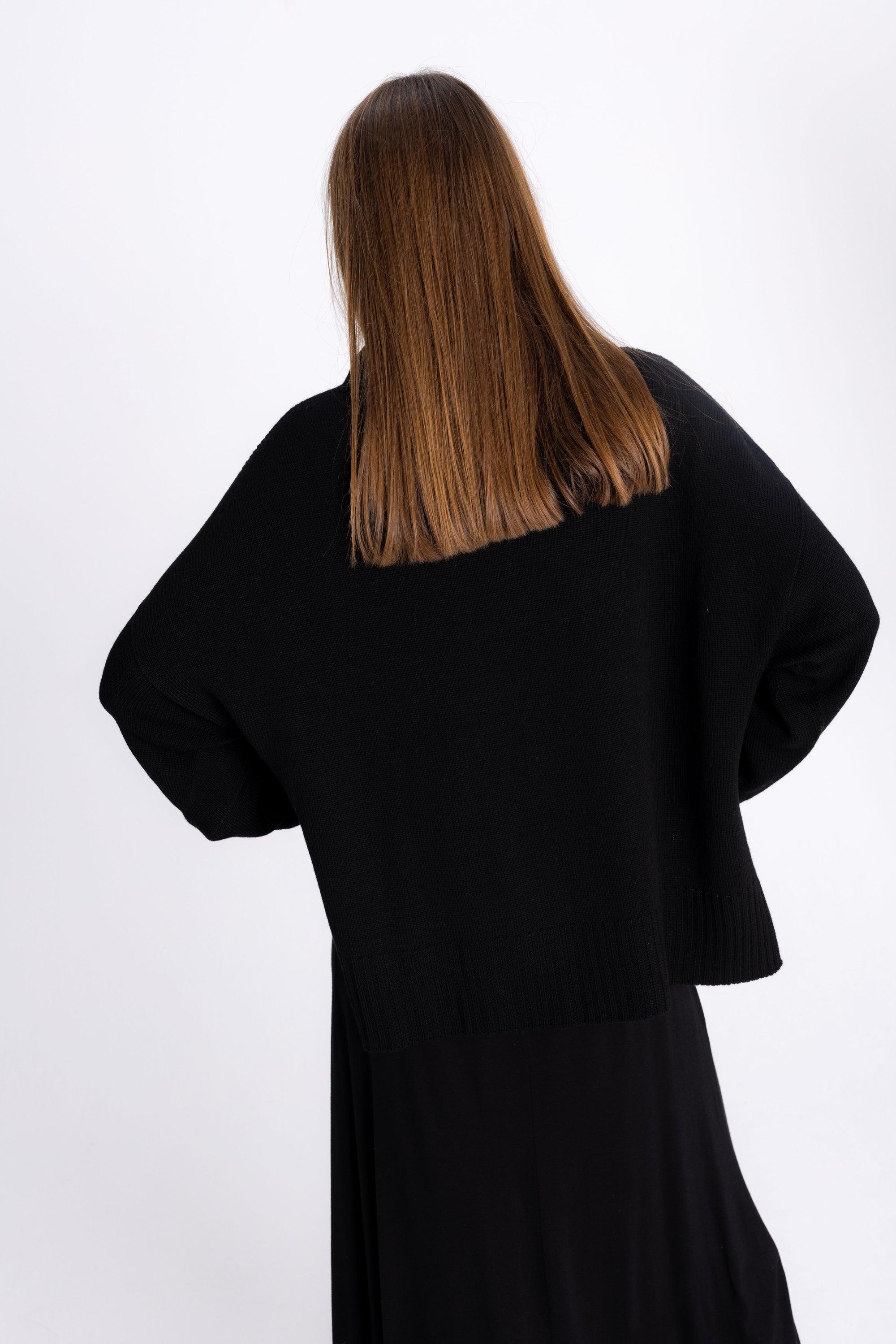 OVERSIZED BLACK MERINO WOOL SWEATER