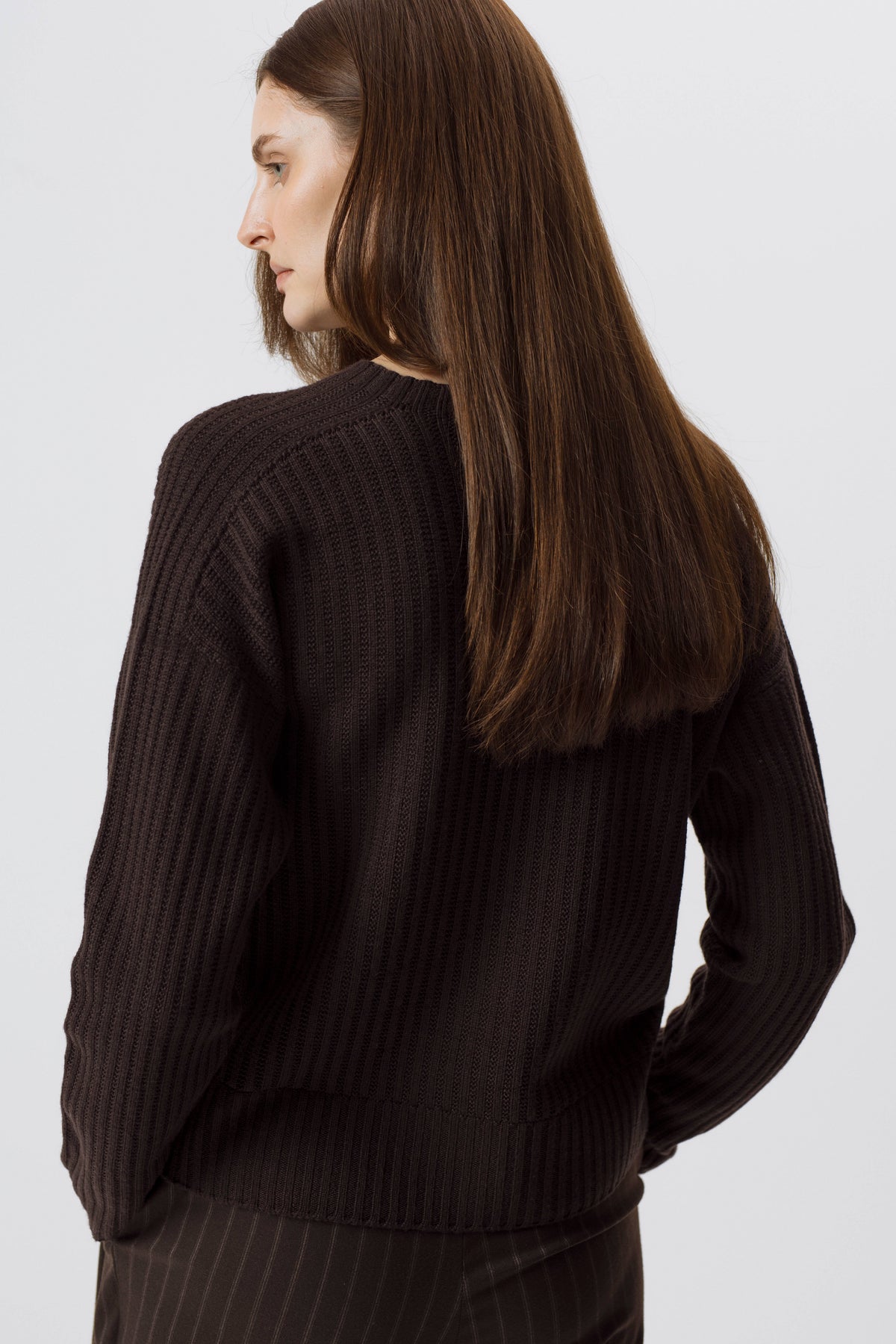 DARK BROWN OPEN-KNIT WOOL SWEATER