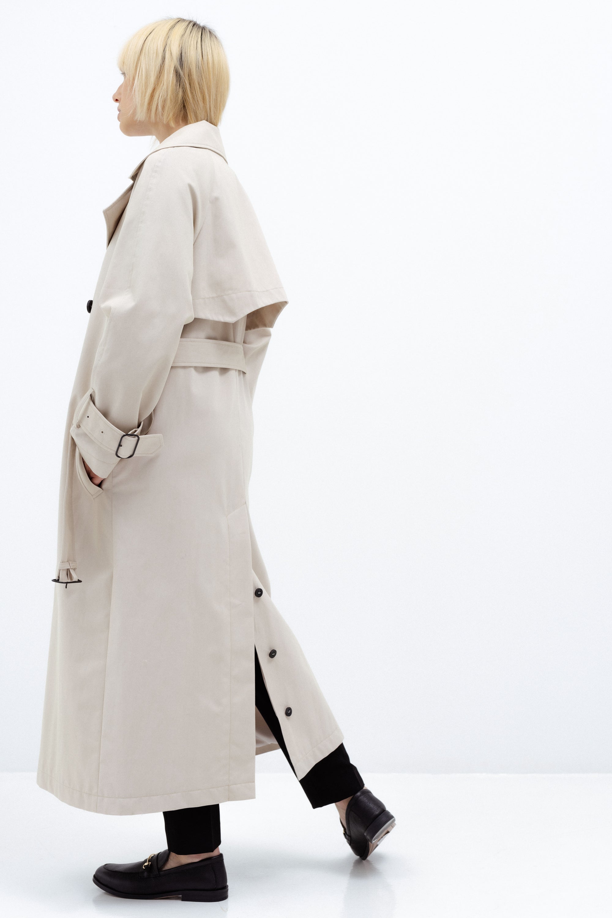 LOOSE FIT BEIGE TRENCH COAT