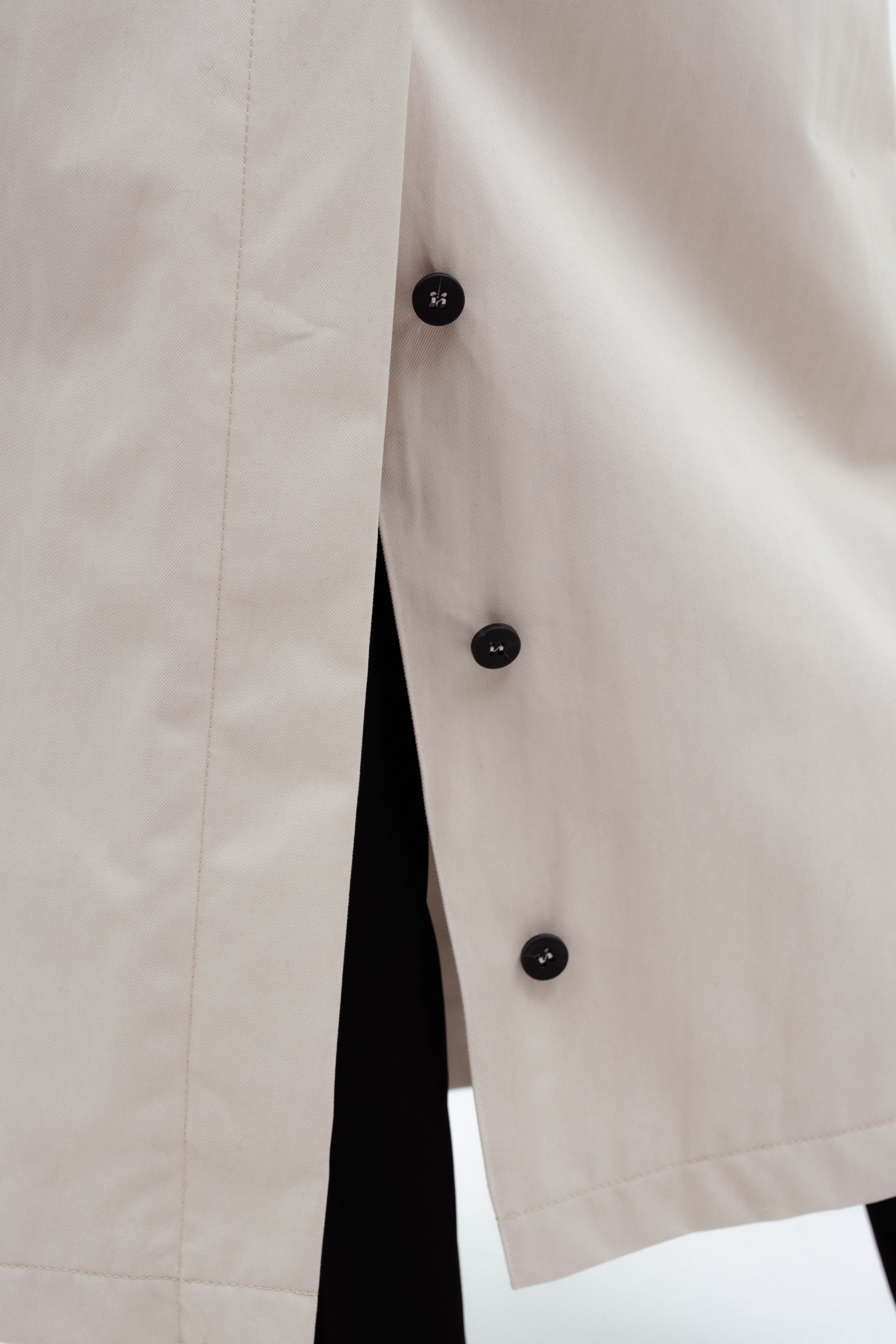 LOOSE FIT BEIGE TRENCH COAT