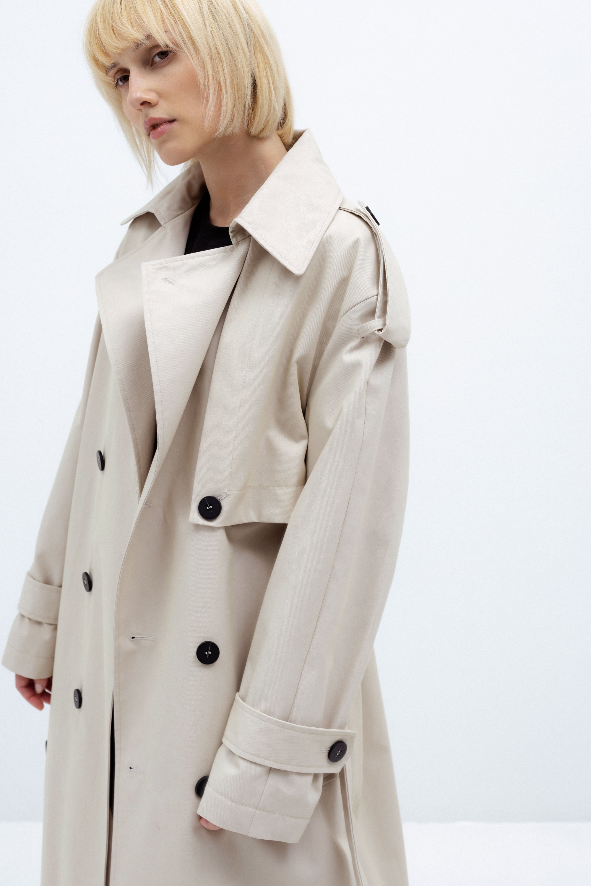OVERSIZED BEIGE TRENCH COAT