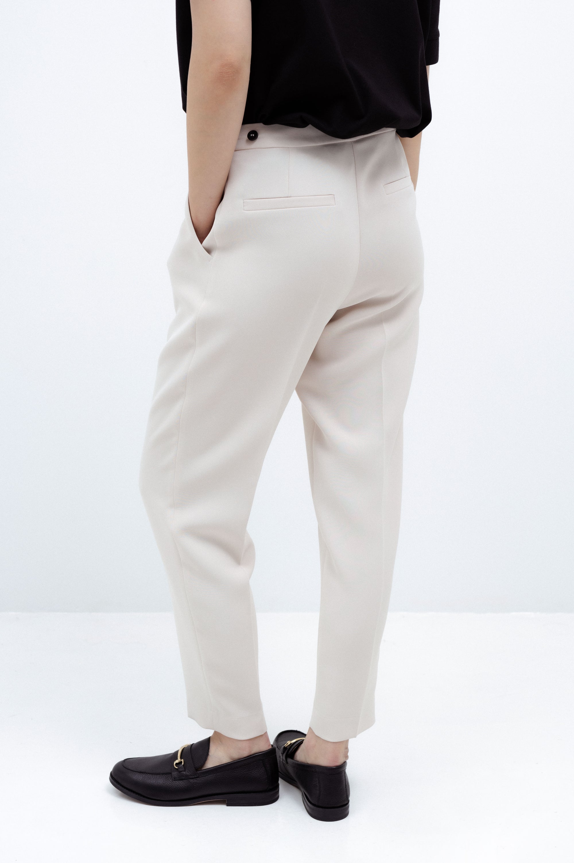 TAPERED MILK TROUSERS