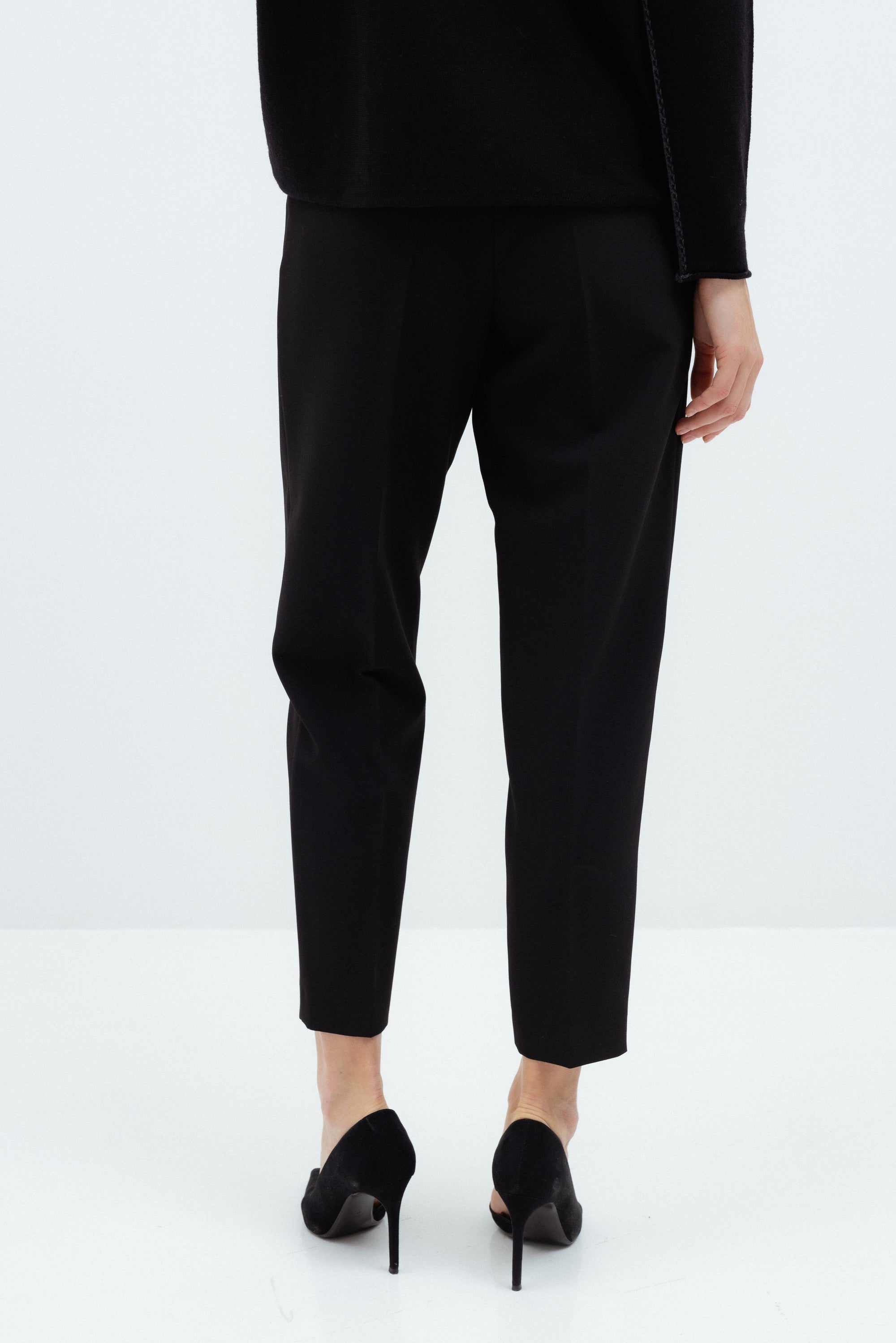 TAPERED BLACK TROUSERS