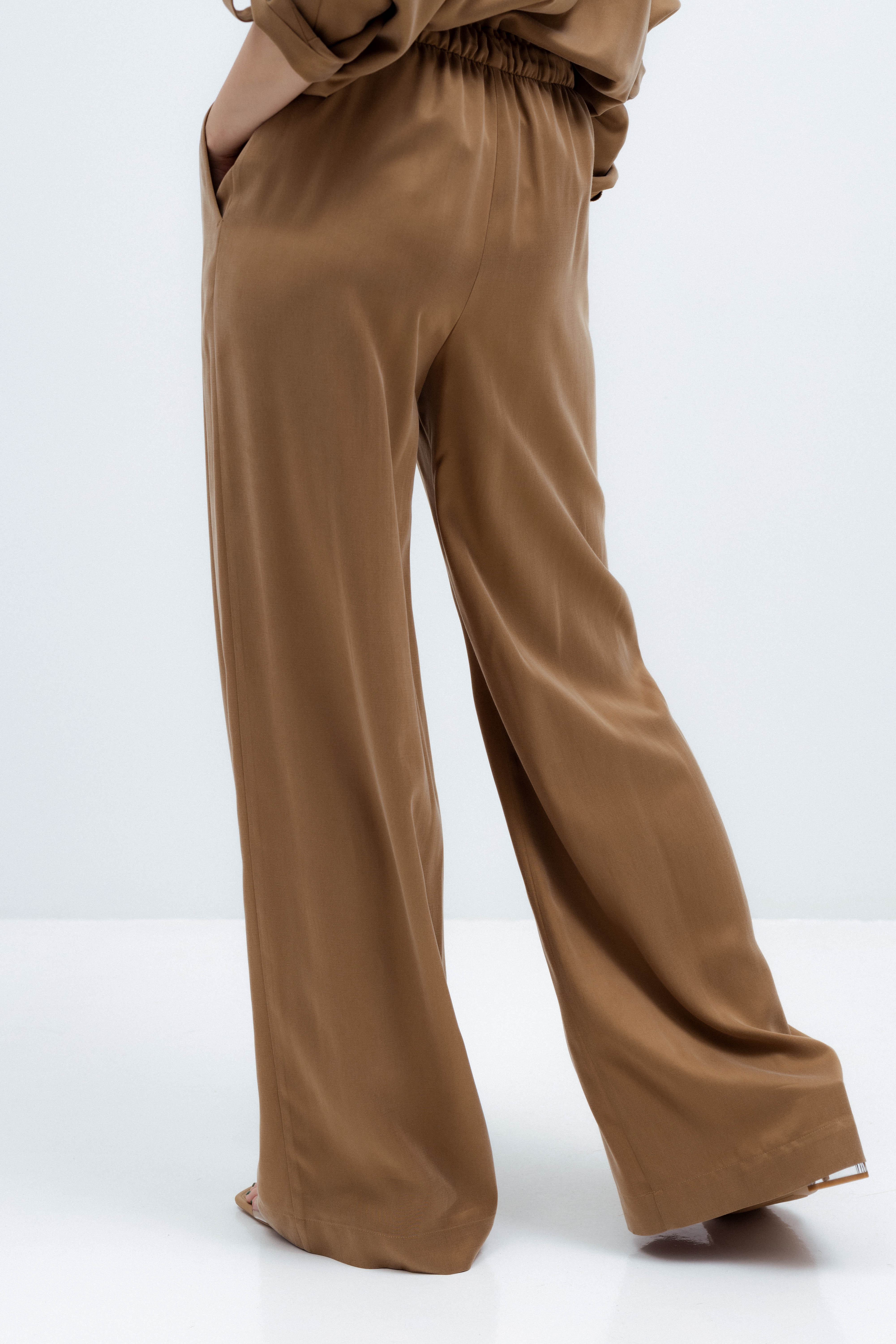 CAMEL WIDE-LEG TROUSERS