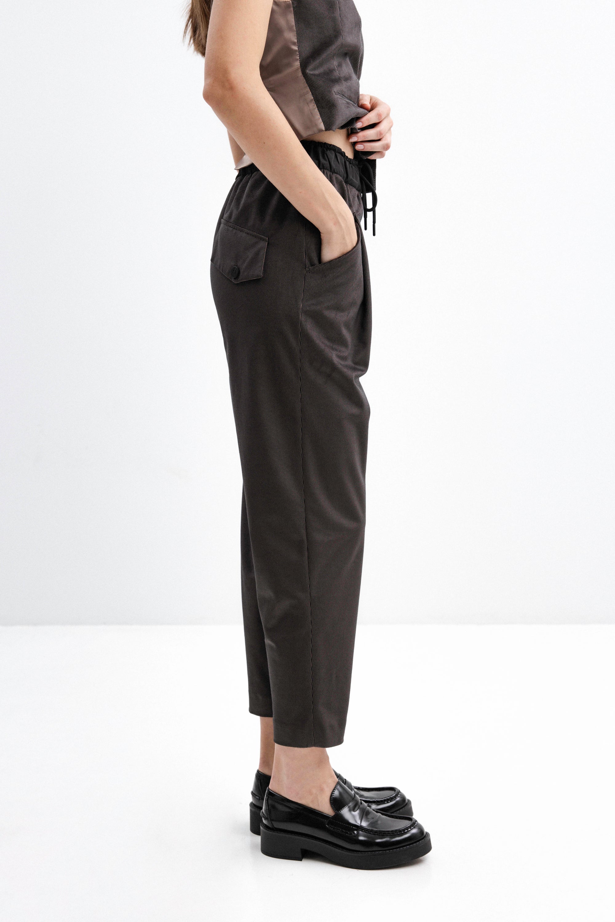 BROWN JOGGER TROUSERS WITH ELASTIC WAISTBAND