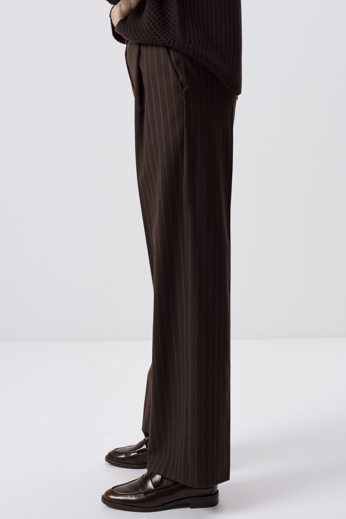 DARK BROWN PINSTRIPE STRAIGHT-LEG TROUSERS WITH WOOL